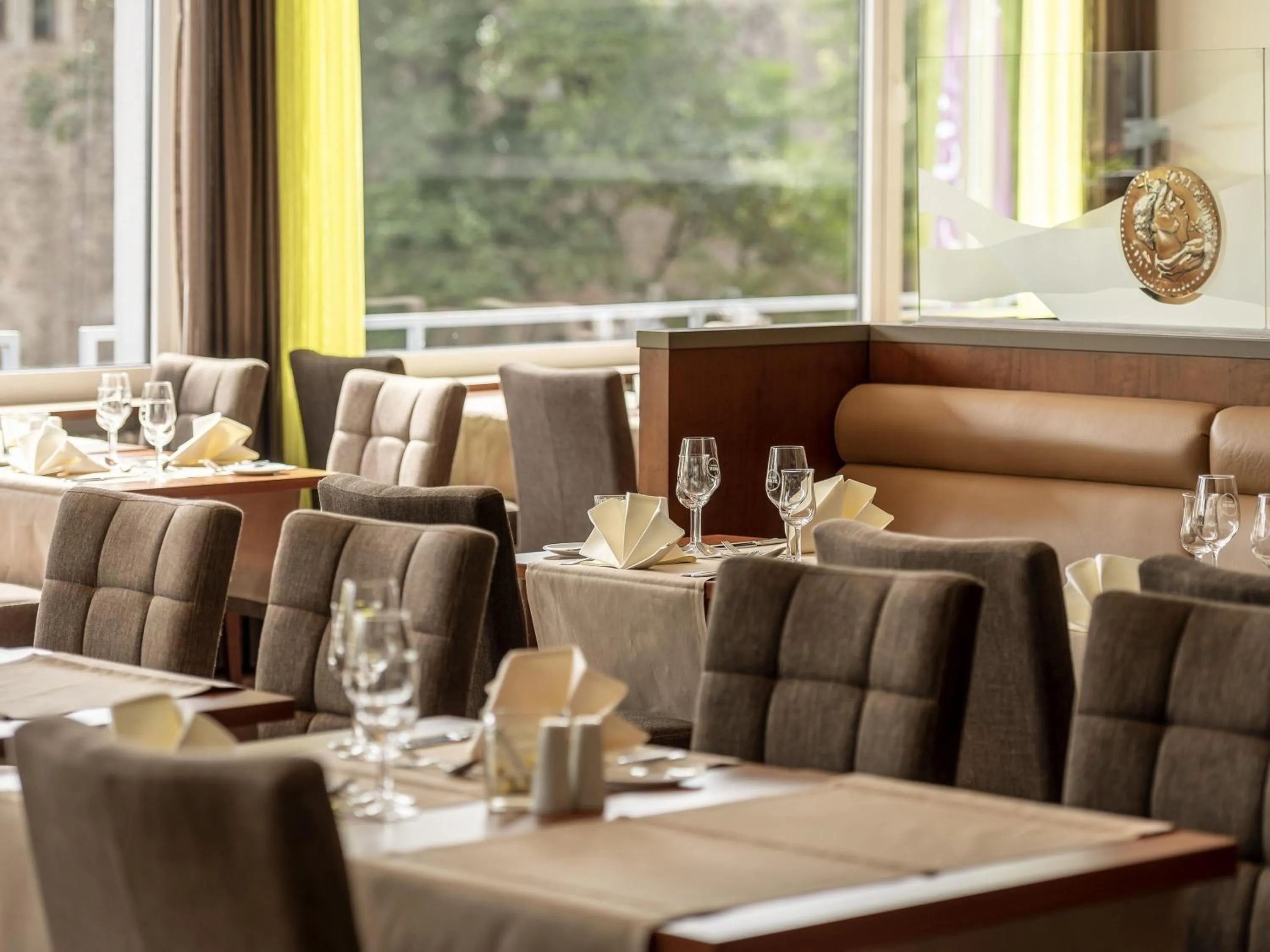 Restaurant/places to eat in Mercure Hotel Trier Porta Nigra