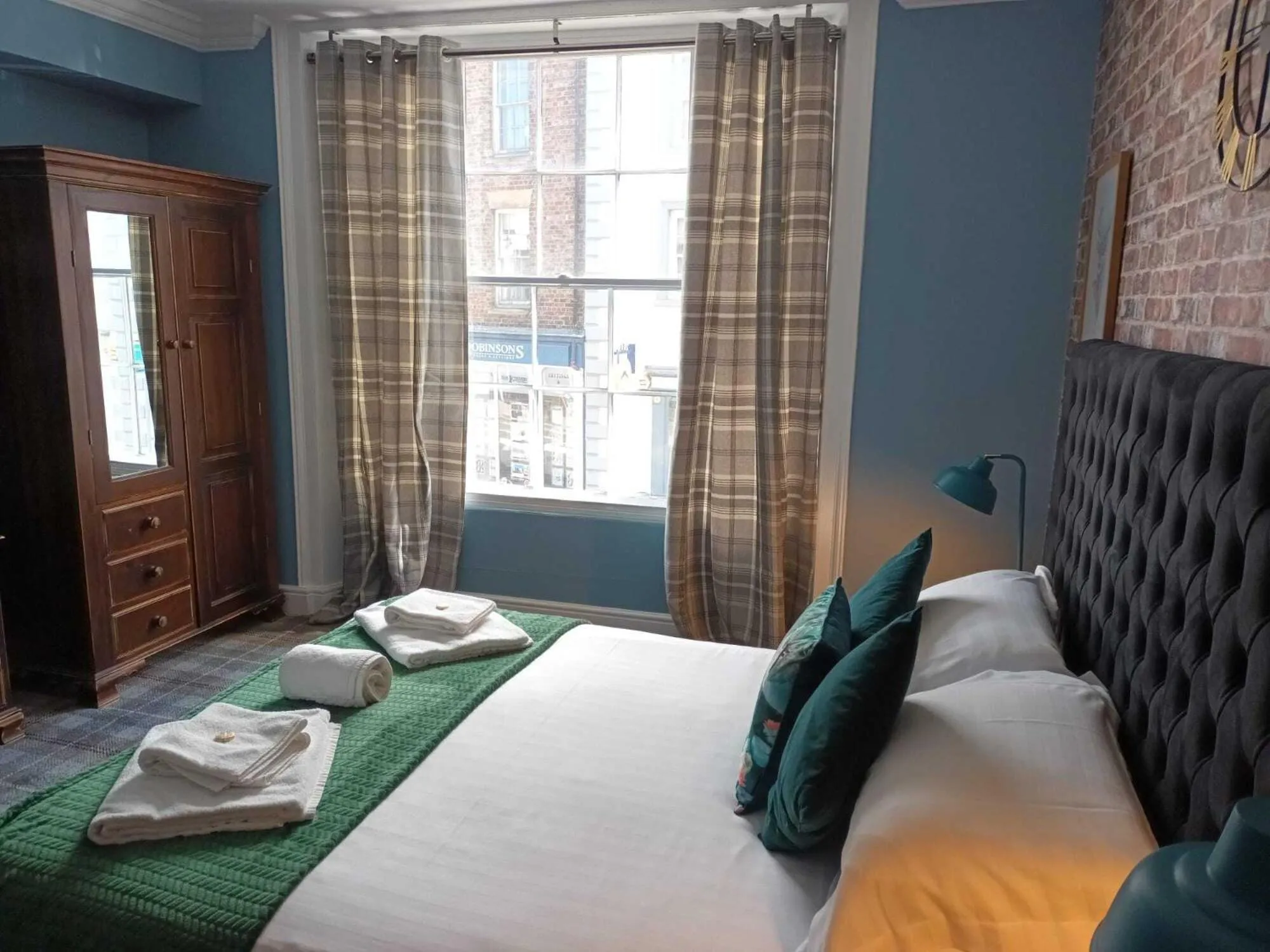 Bedroom, Bed in The City Hotel