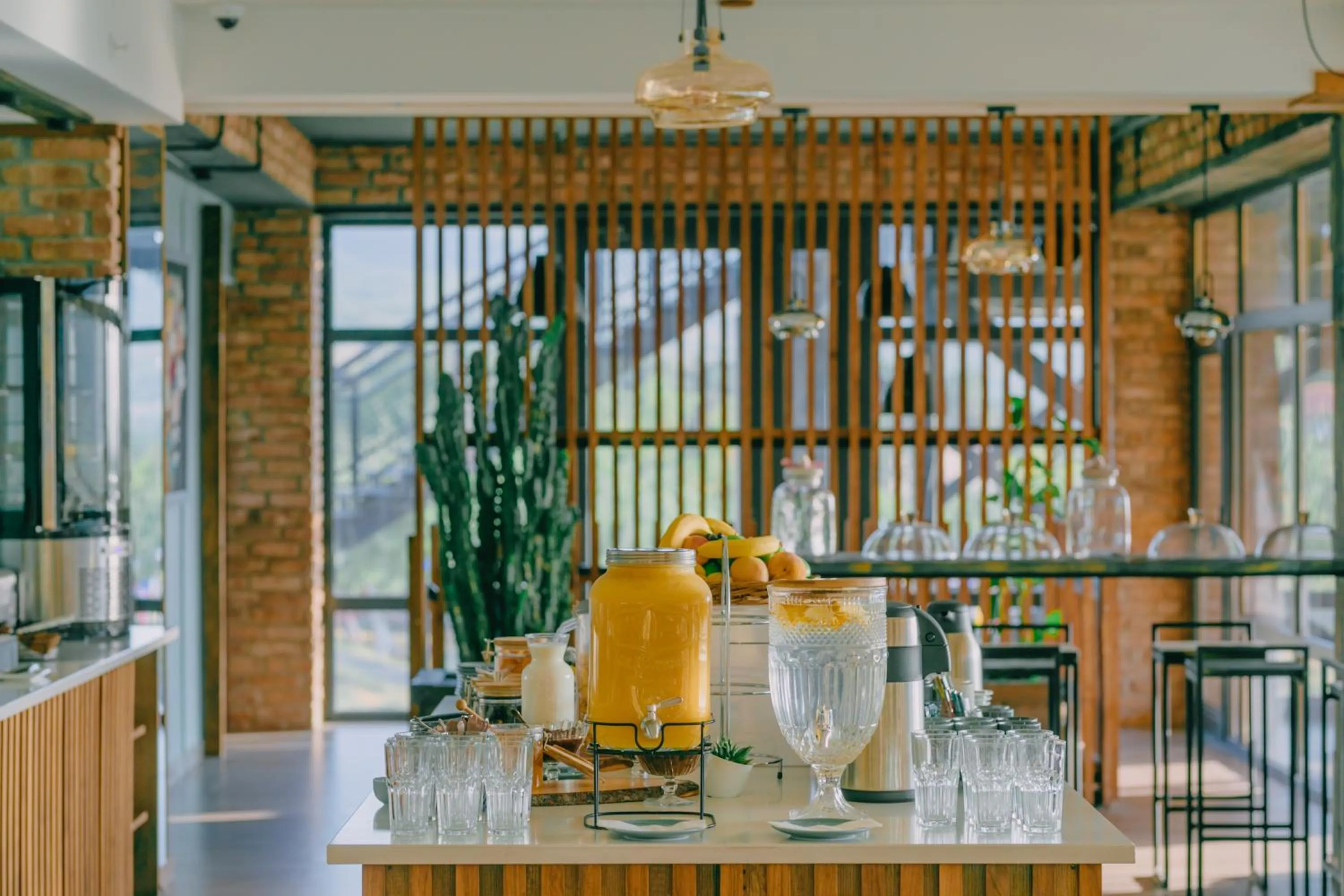 Breakfast in Mtserlebi Resort