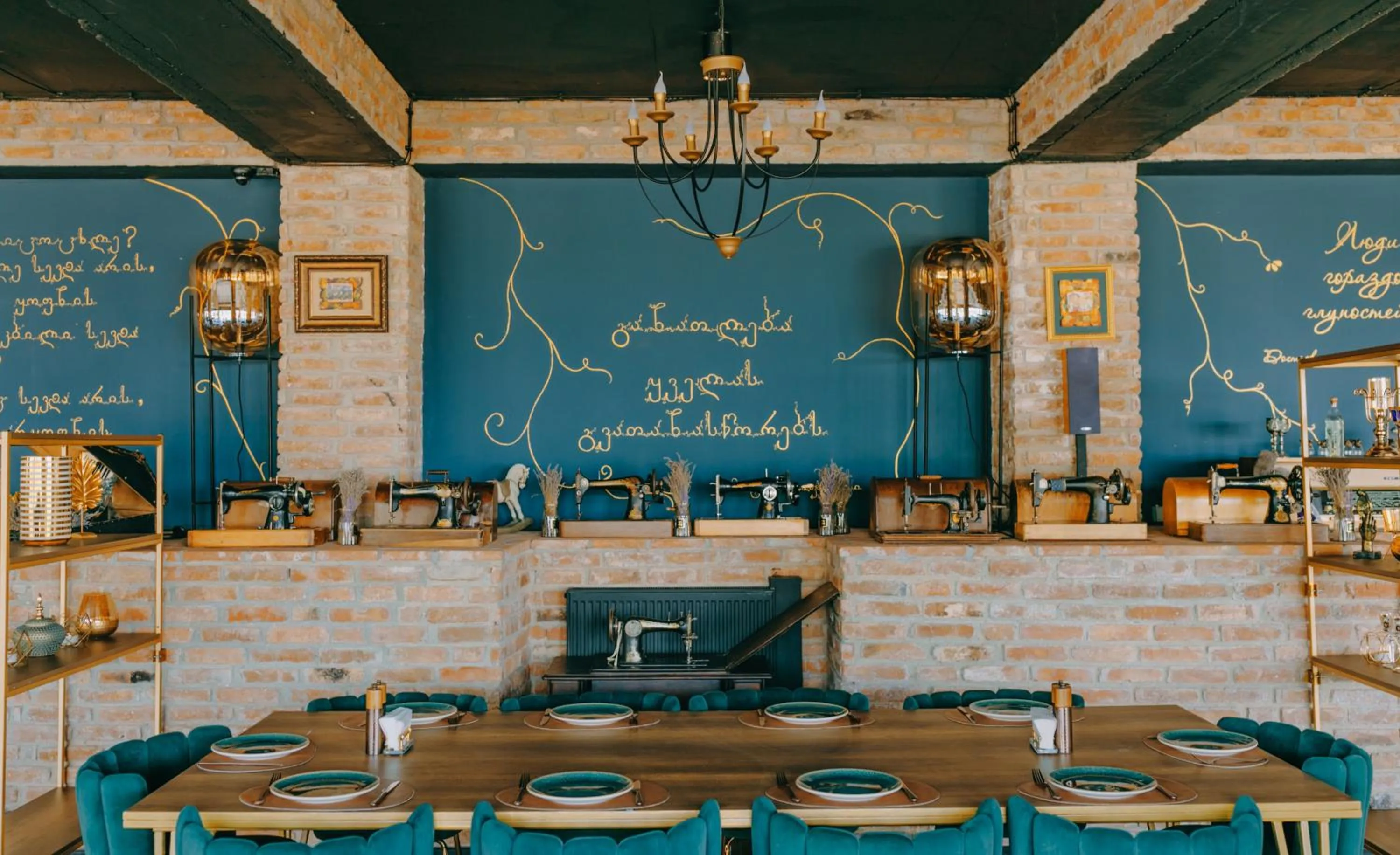 Restaurant/places to eat in Mtserlebi Resort