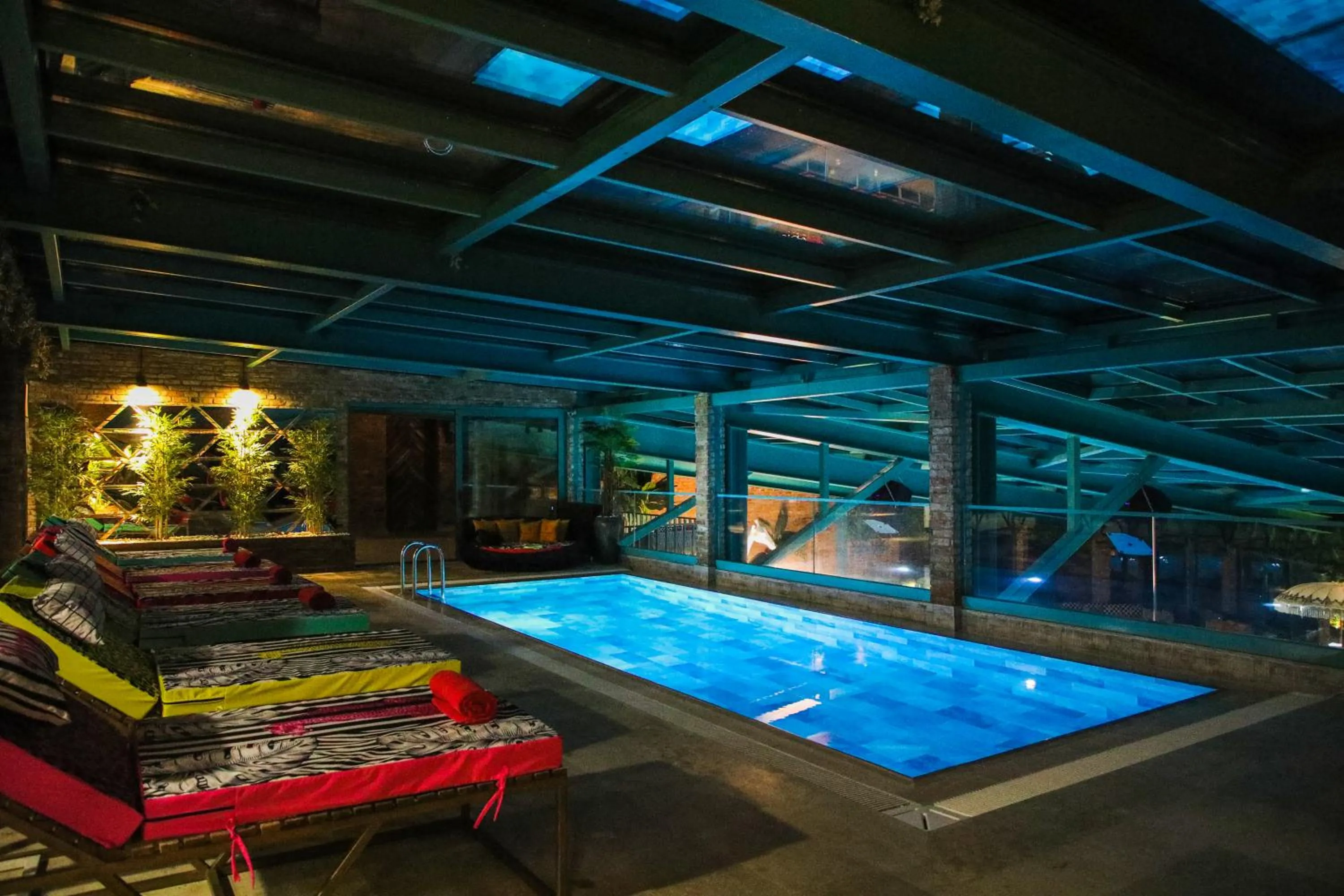 Swimming pool in Mtserlebi Resort