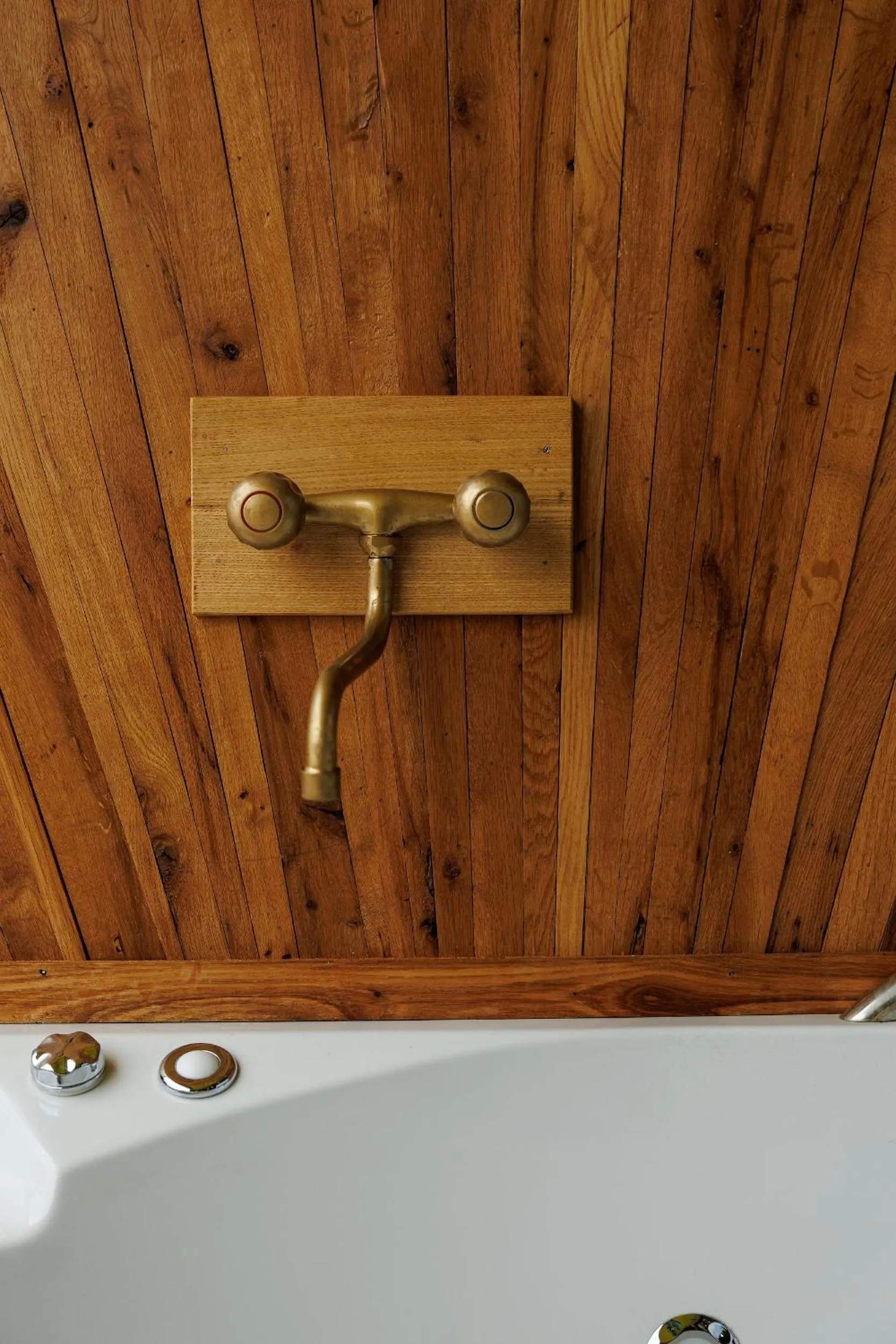 Hot Tub in Mtserlebi Resort