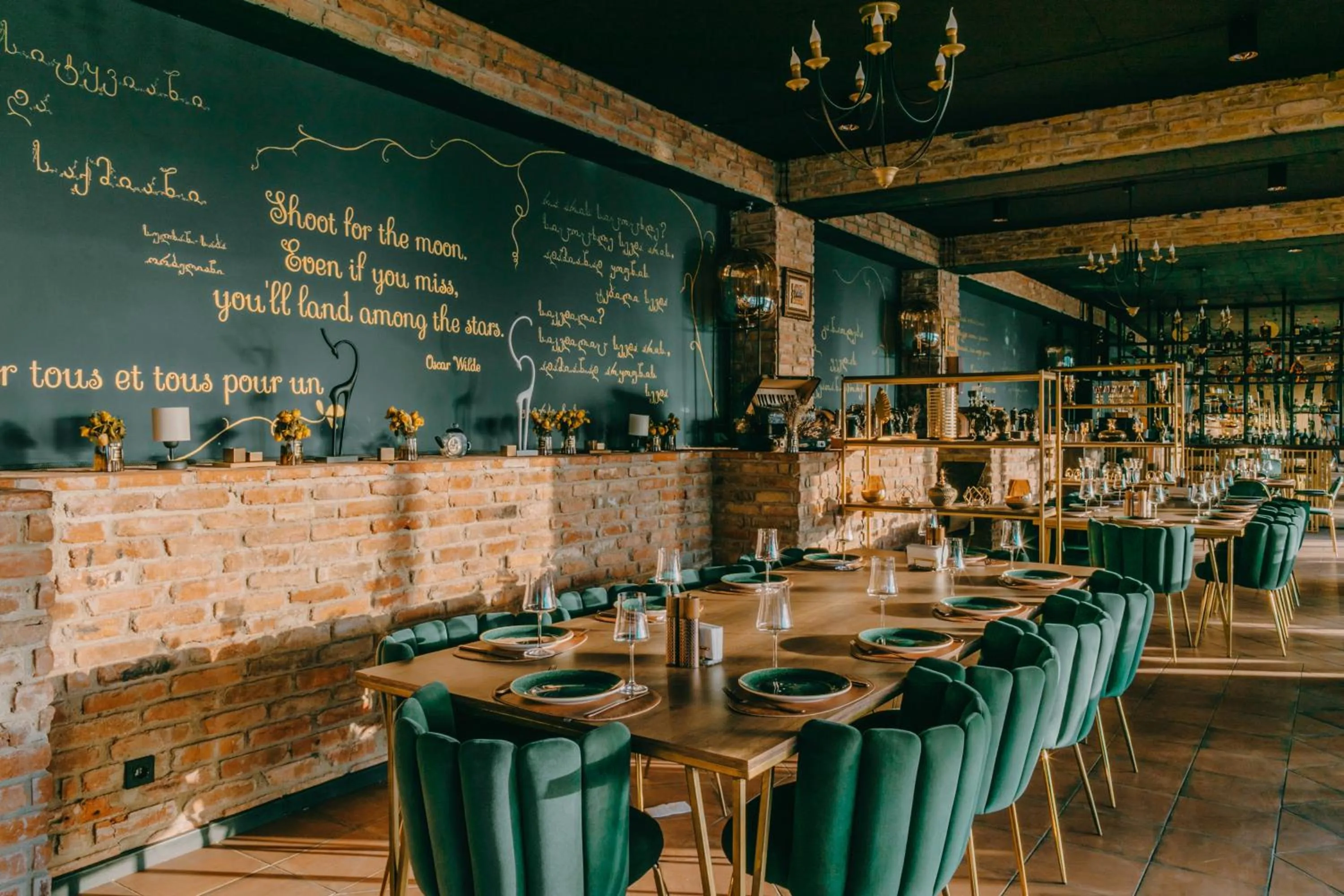 Restaurant/places to eat in Mtserlebi Resort