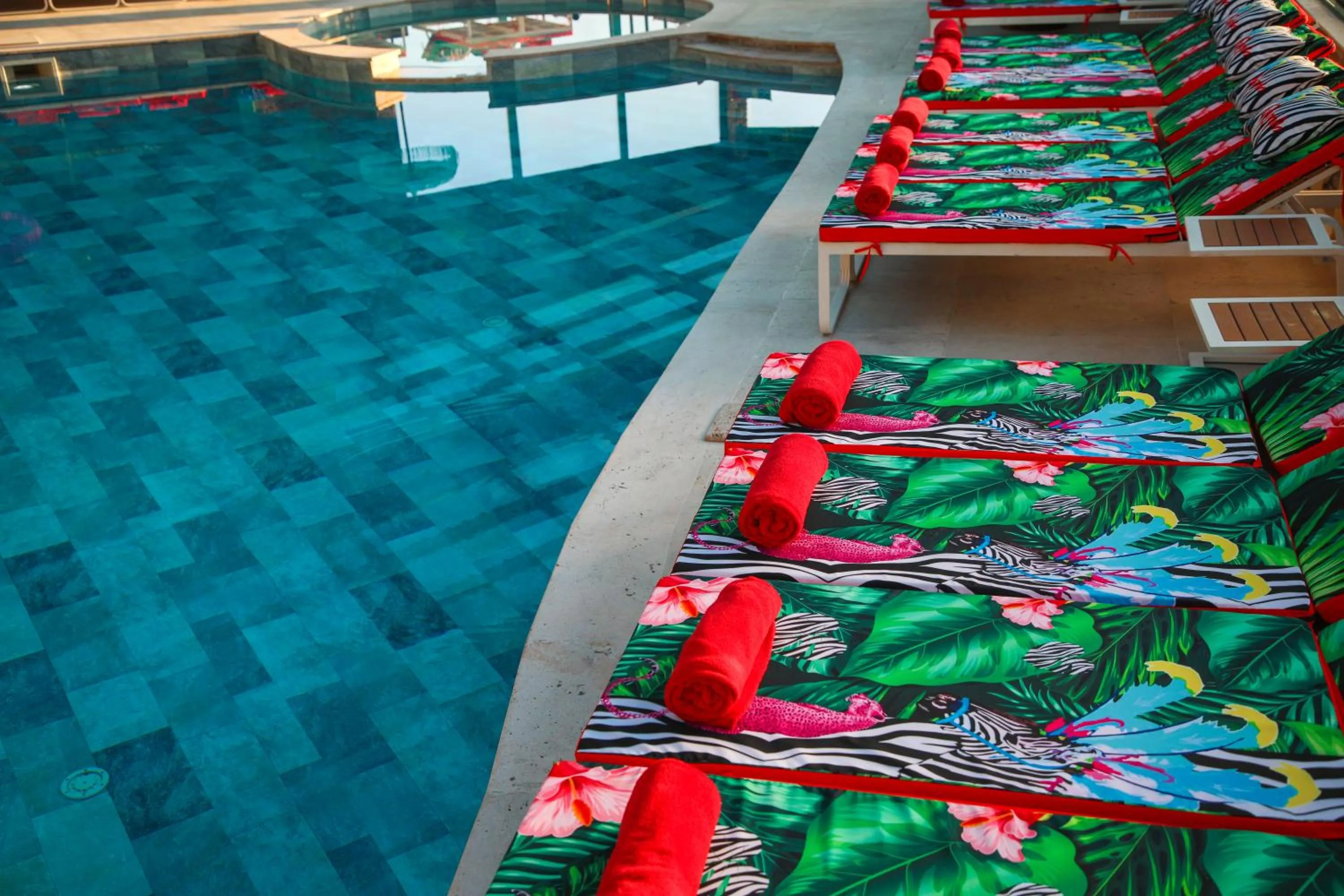 Swimming pool in Mtserlebi Resort