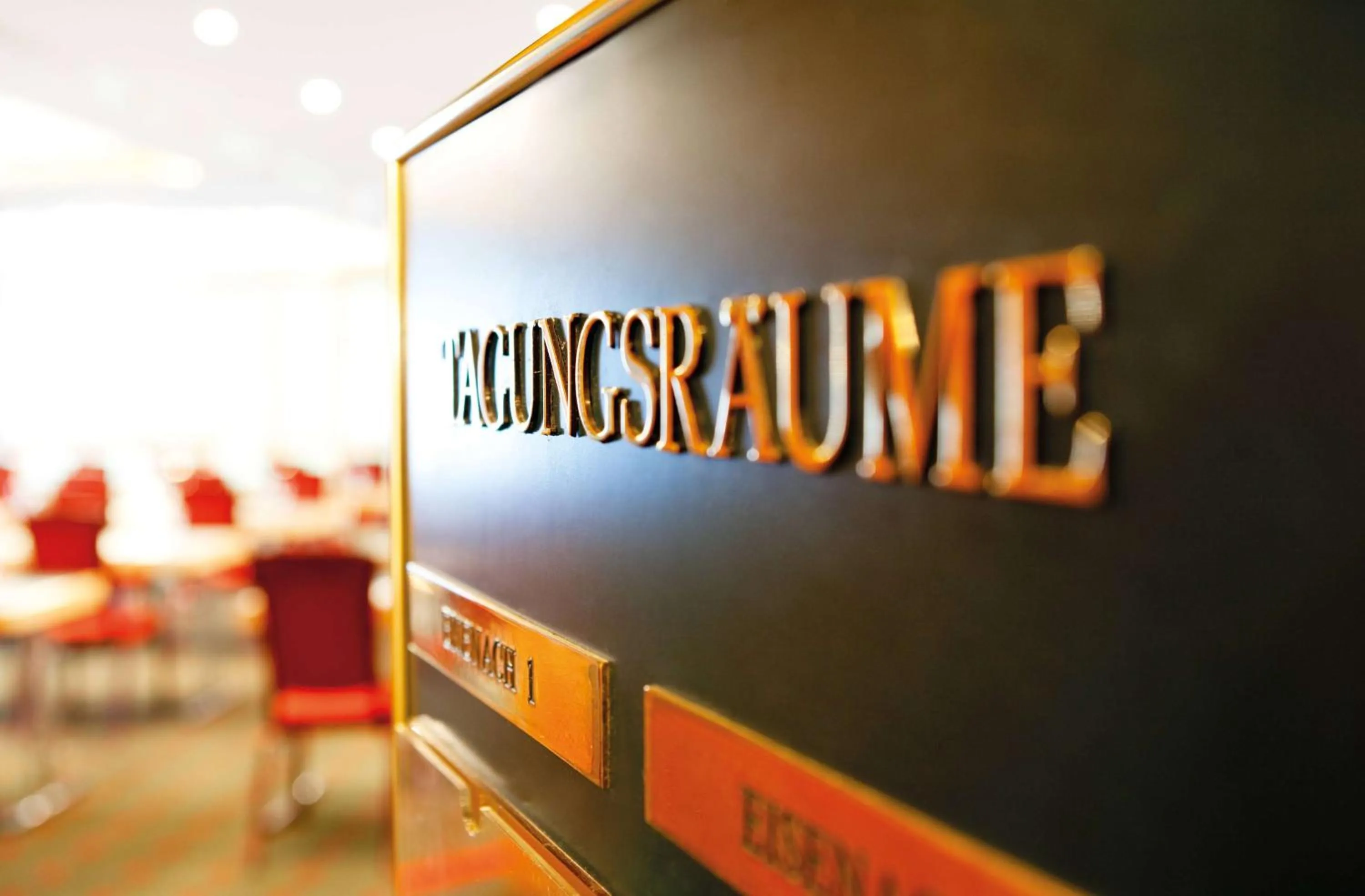 Meeting/conference room in Vienna House by Wyndham Thüringer Hof Eisenach