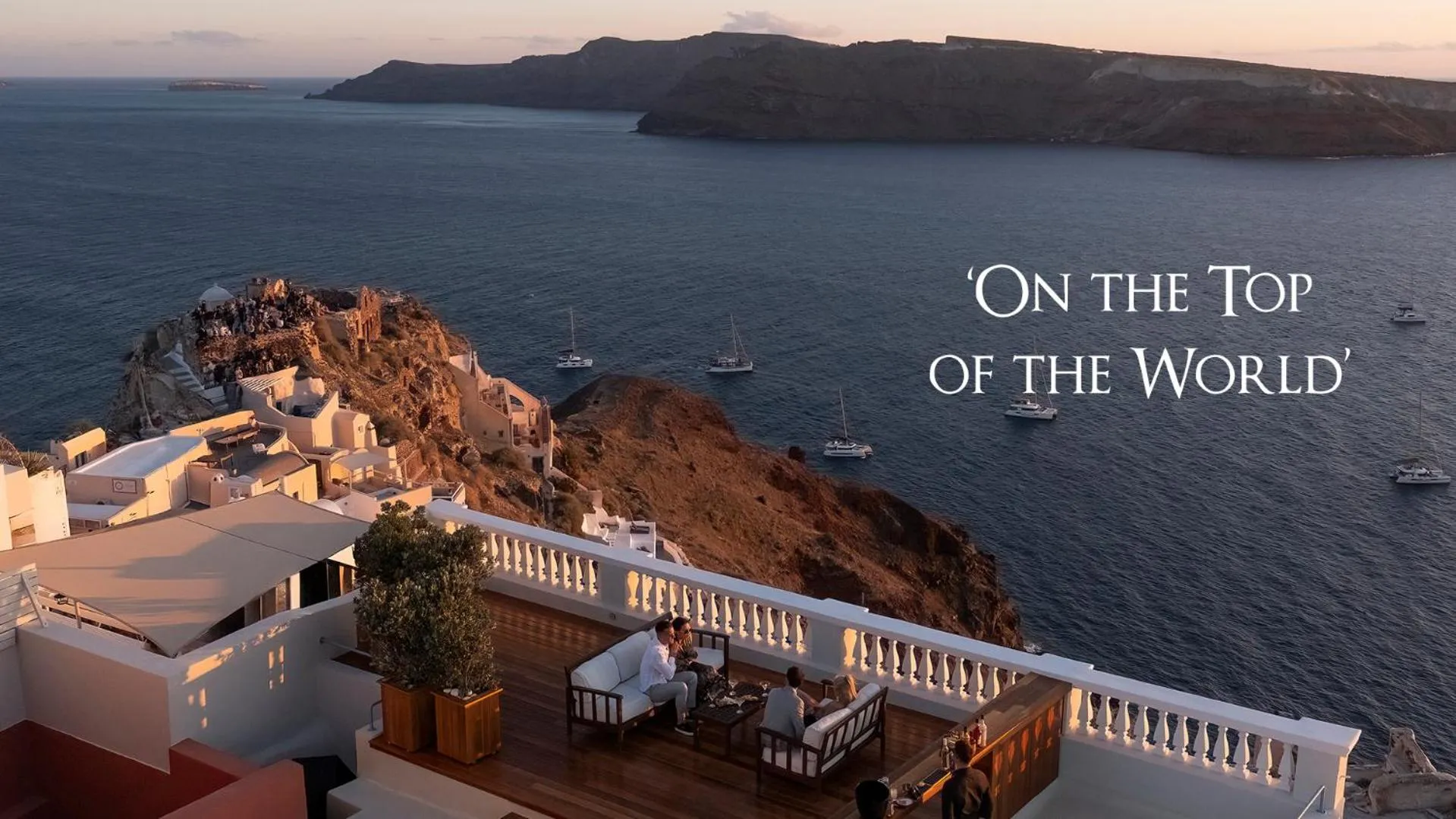 Property building in Oia Mansion