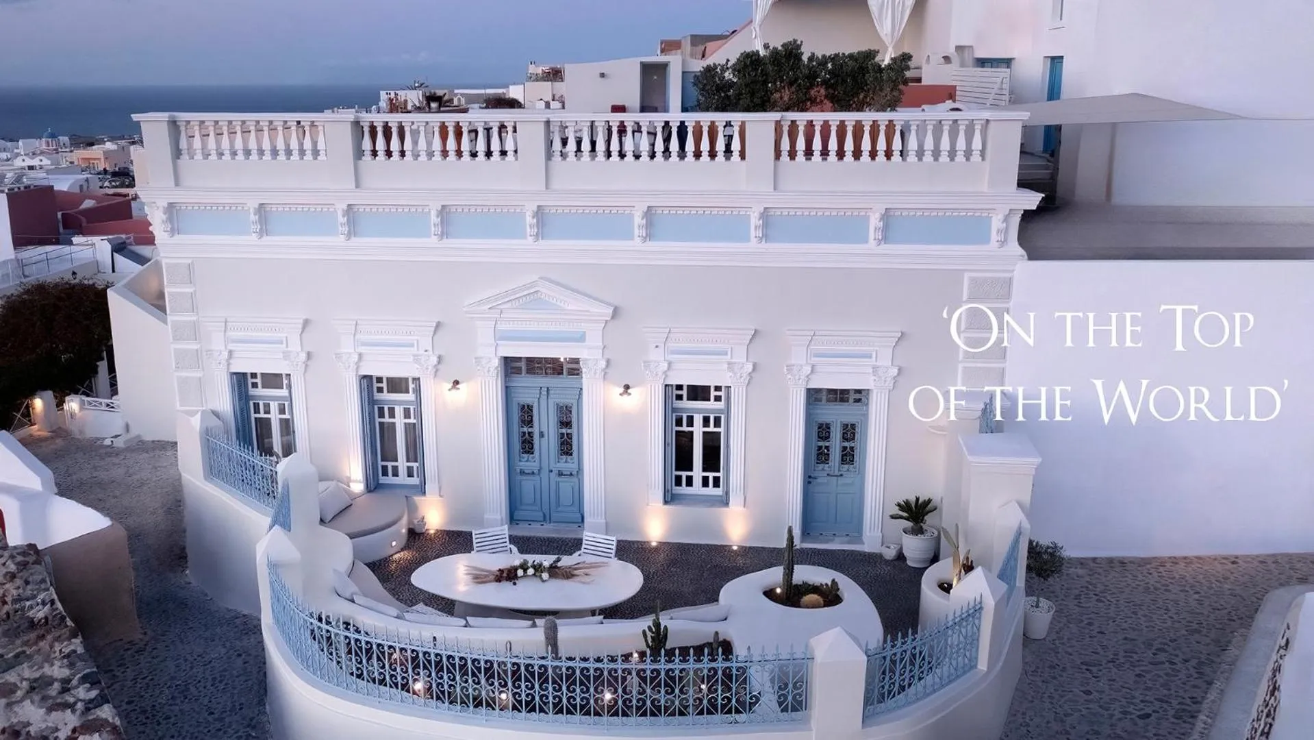 Property building in Oia Mansion