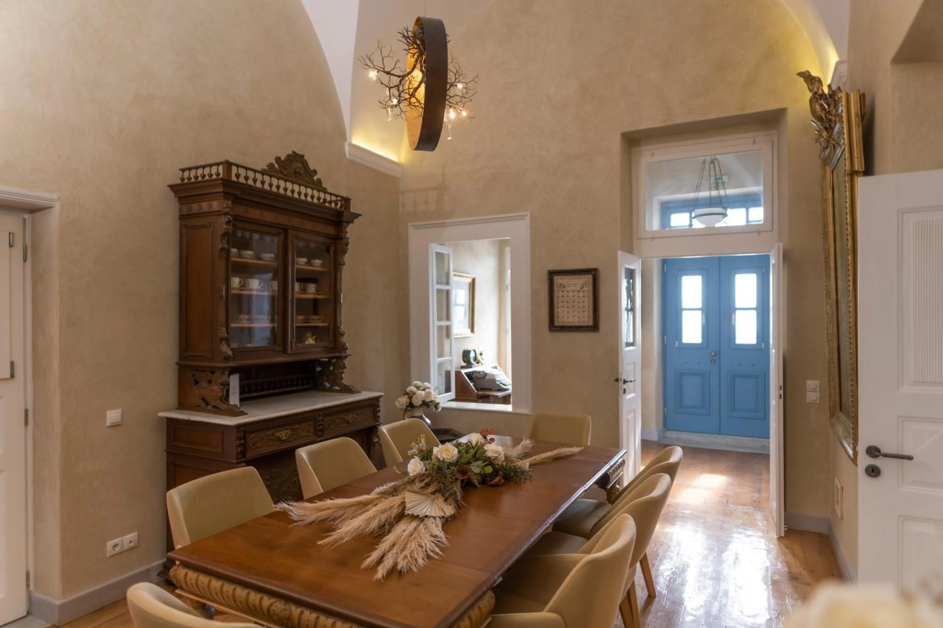 Dining area in Oia Mansion