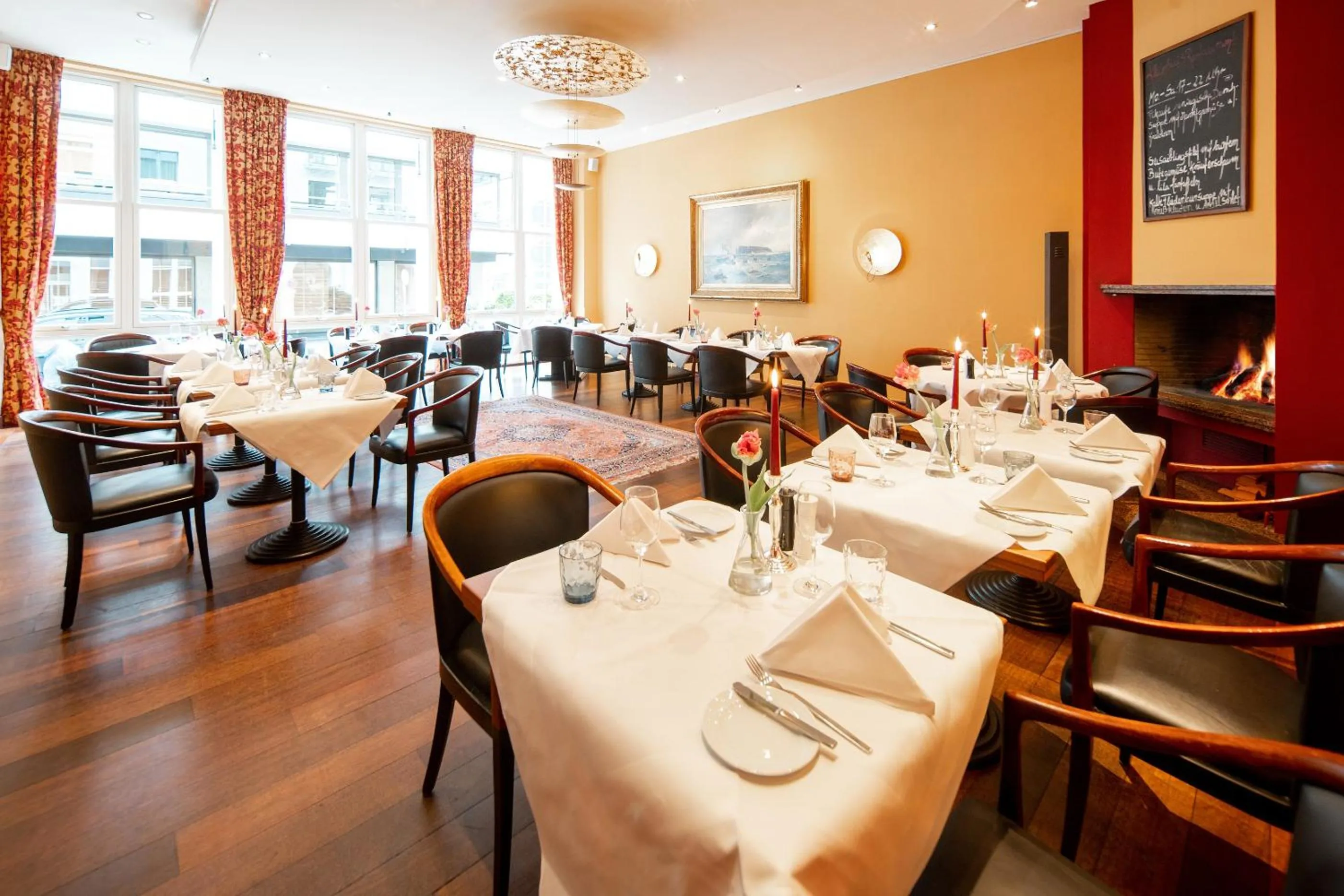 Restaurant/places to eat in Hotel Baseler Hof