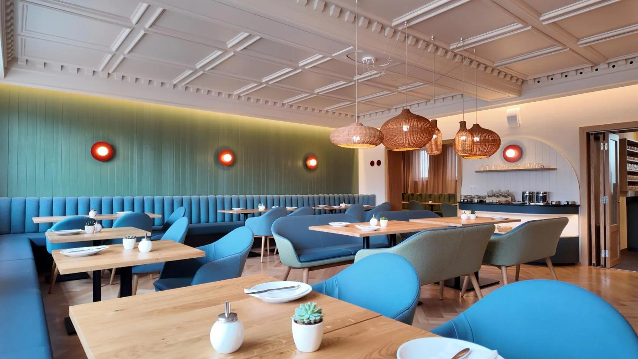 Restaurant/places to eat in Hotel Am Turm