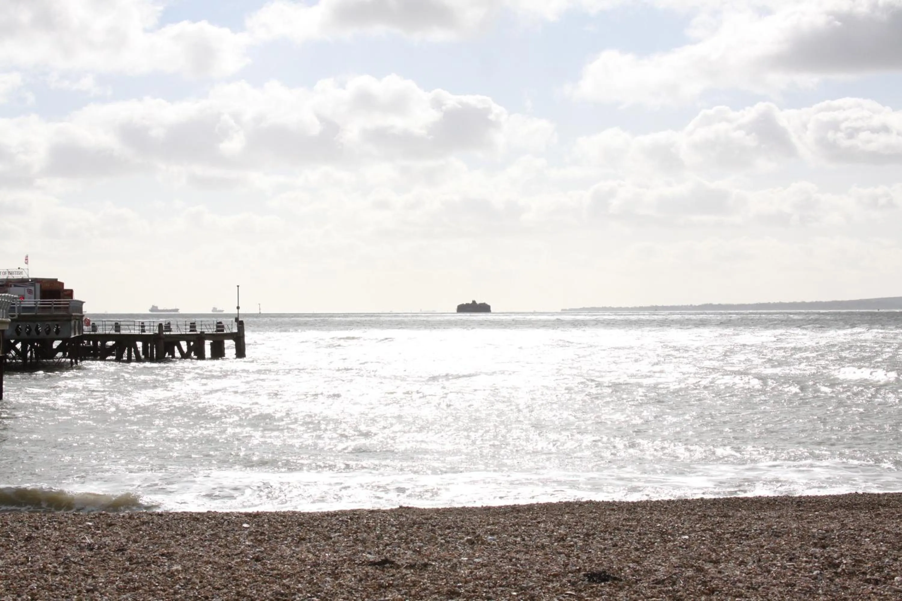 Beach in College Street Abode