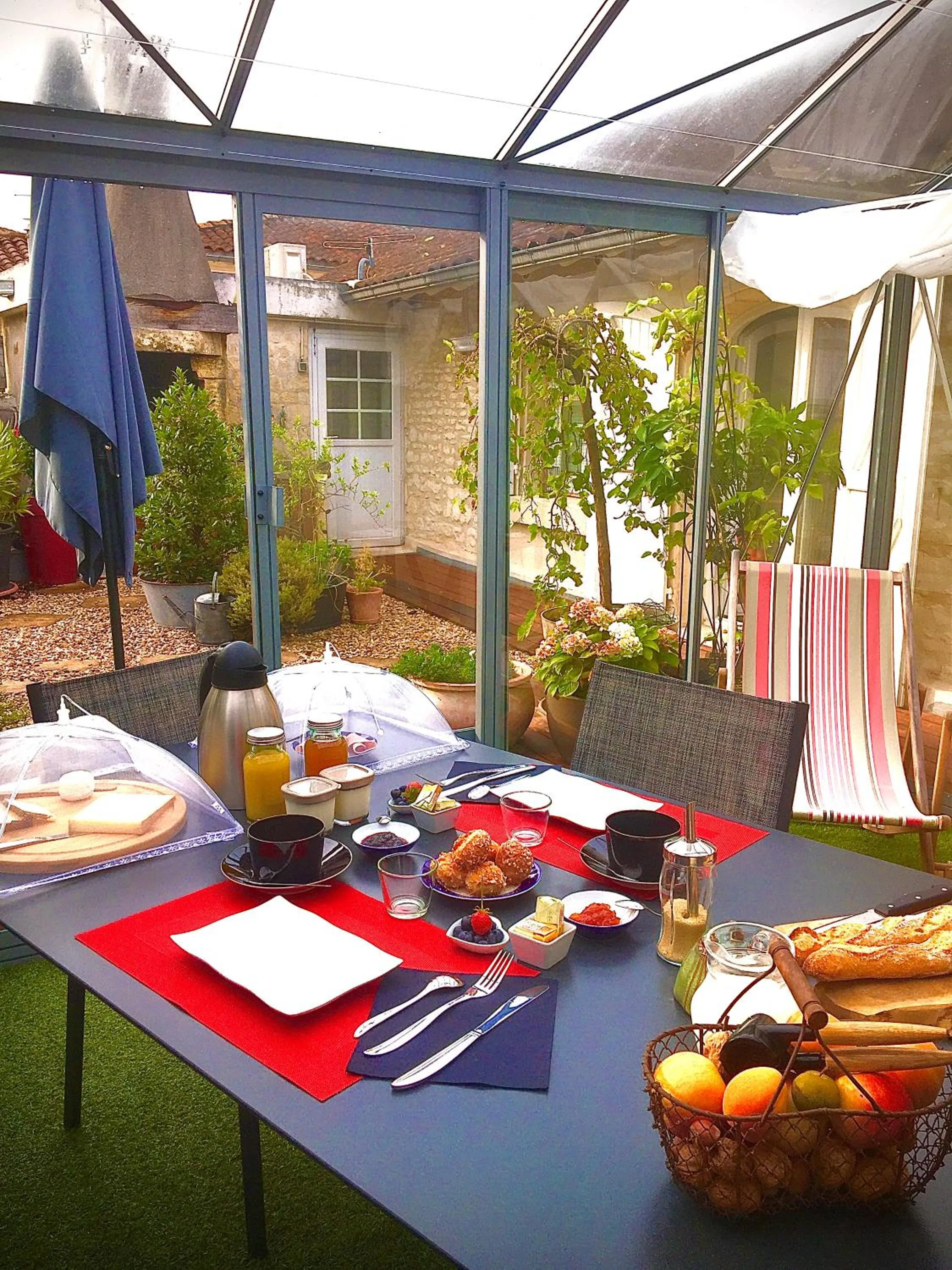 Property building in Suite en Terrasse à Cognac