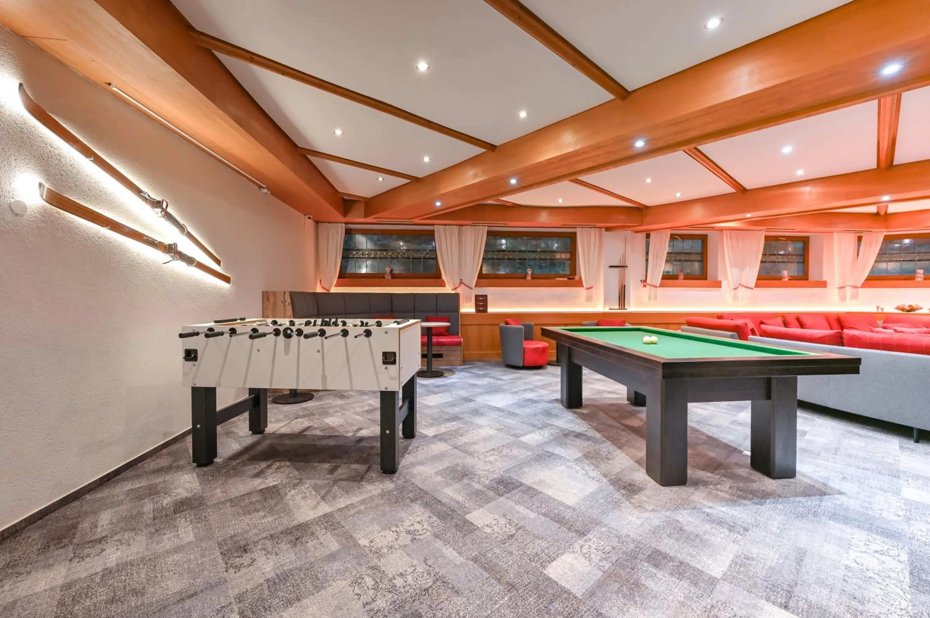 Billiard in Hotel Ruchti - Zeit für mich