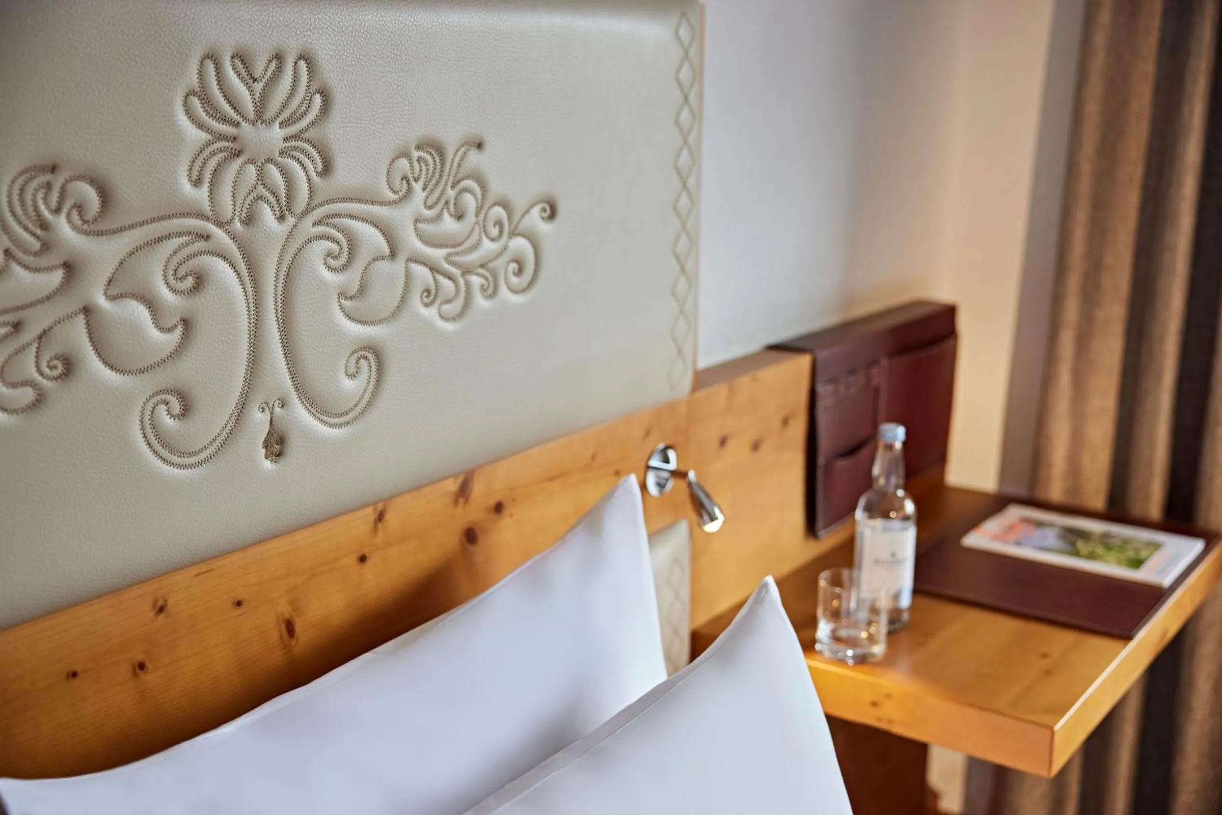 Bed in Parkhotel Oberstaufen