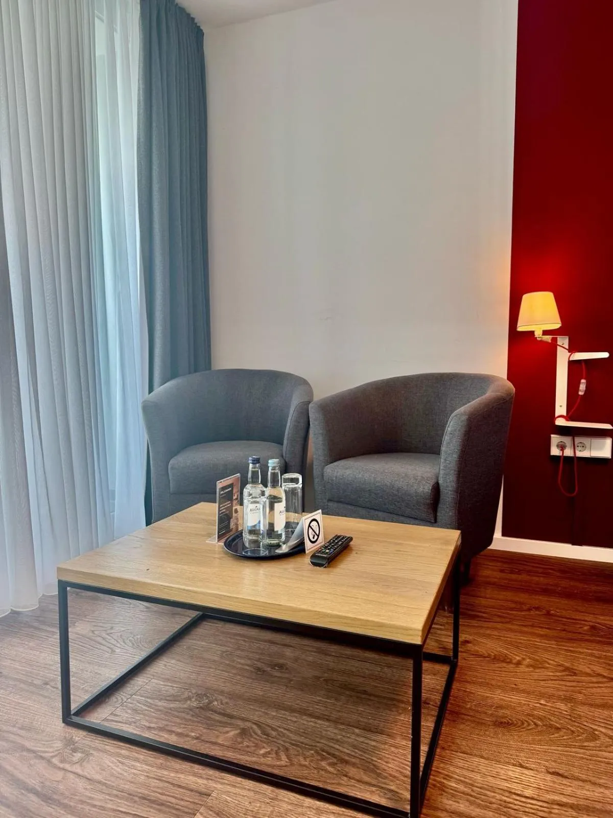 Seating area in MY Parkhotel by AR Hotels