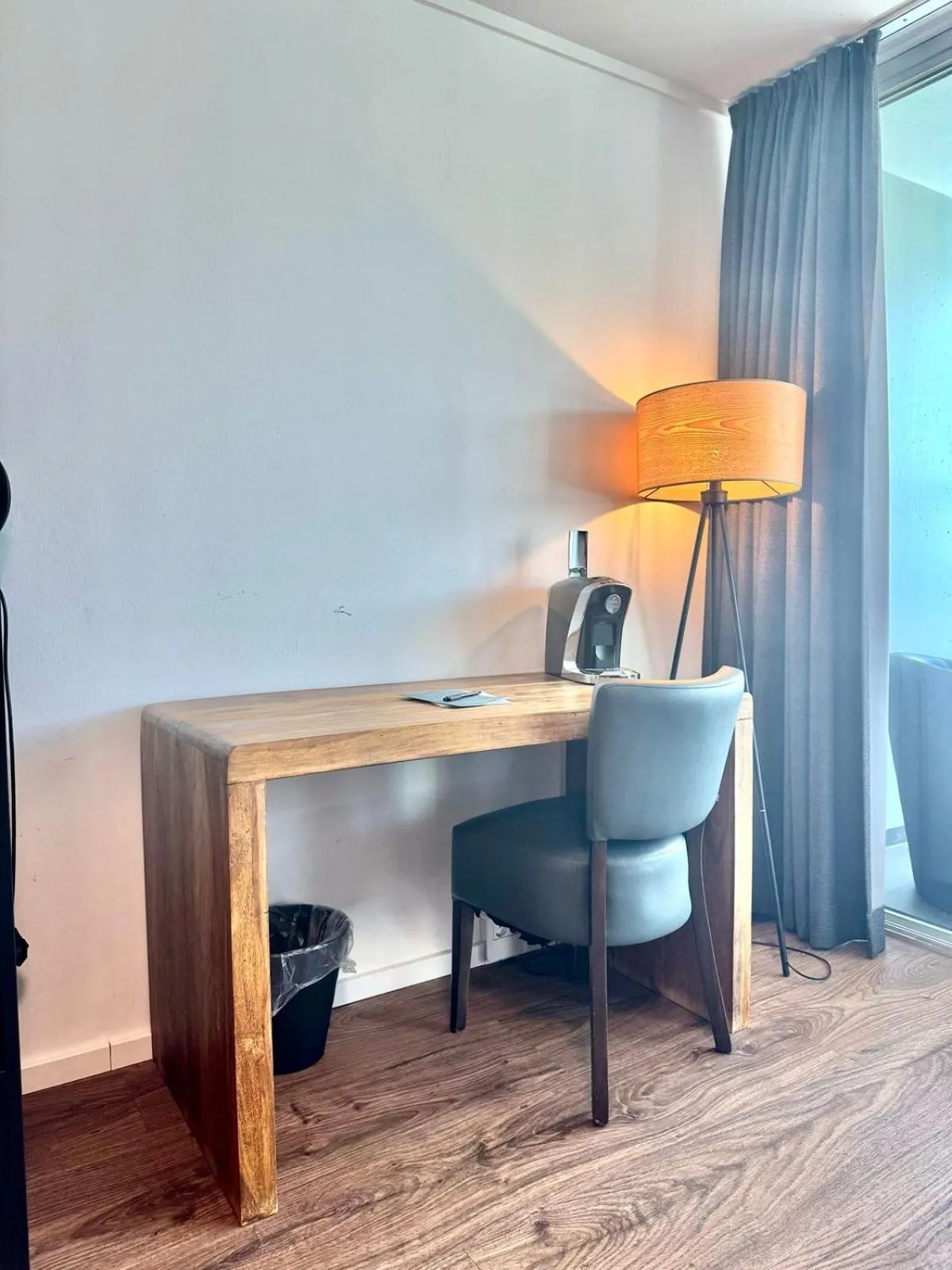 Seating area in MY Parkhotel by AR Hotels