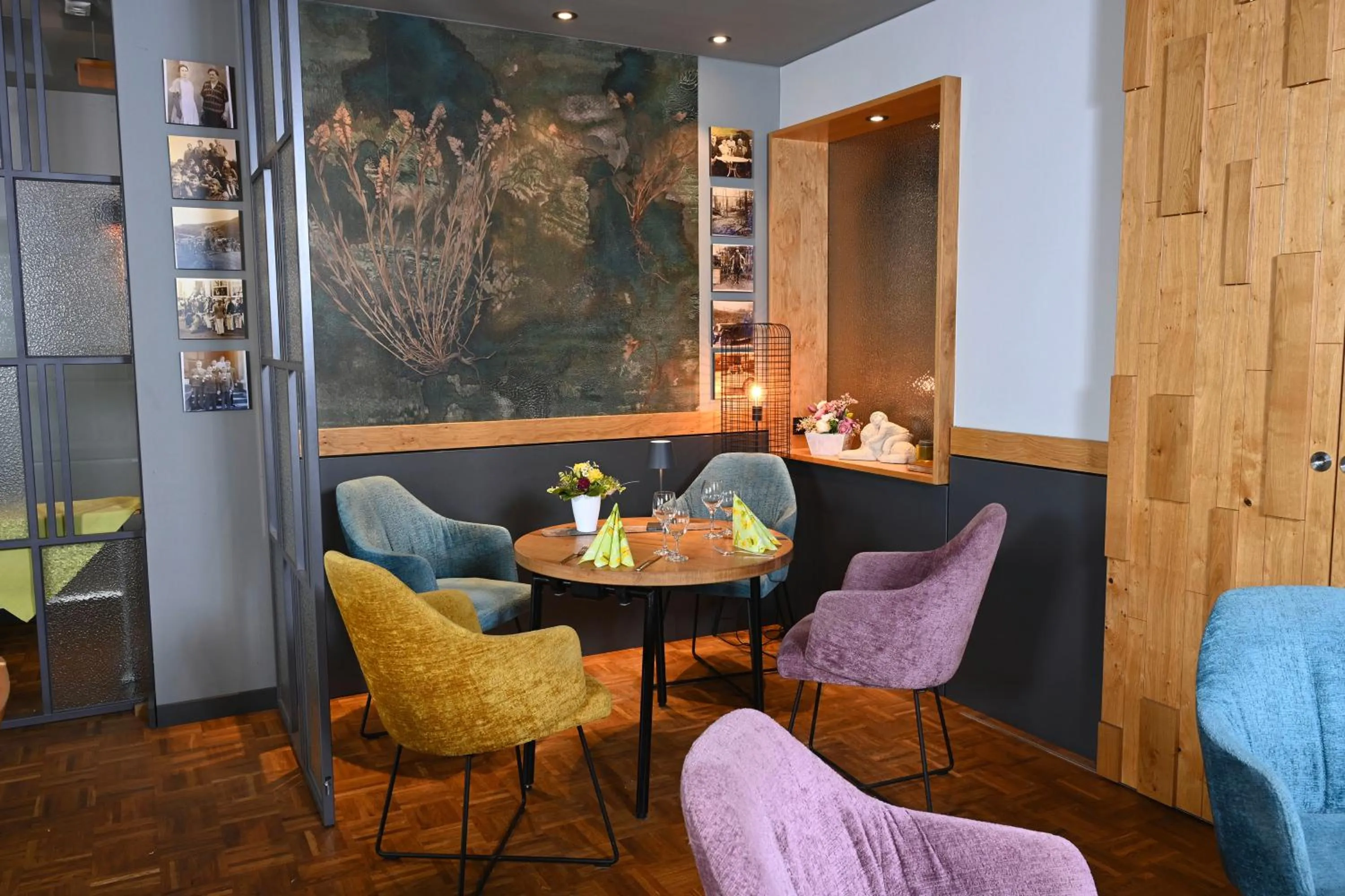 Restaurant/places to eat in Hotel Kiekenstein