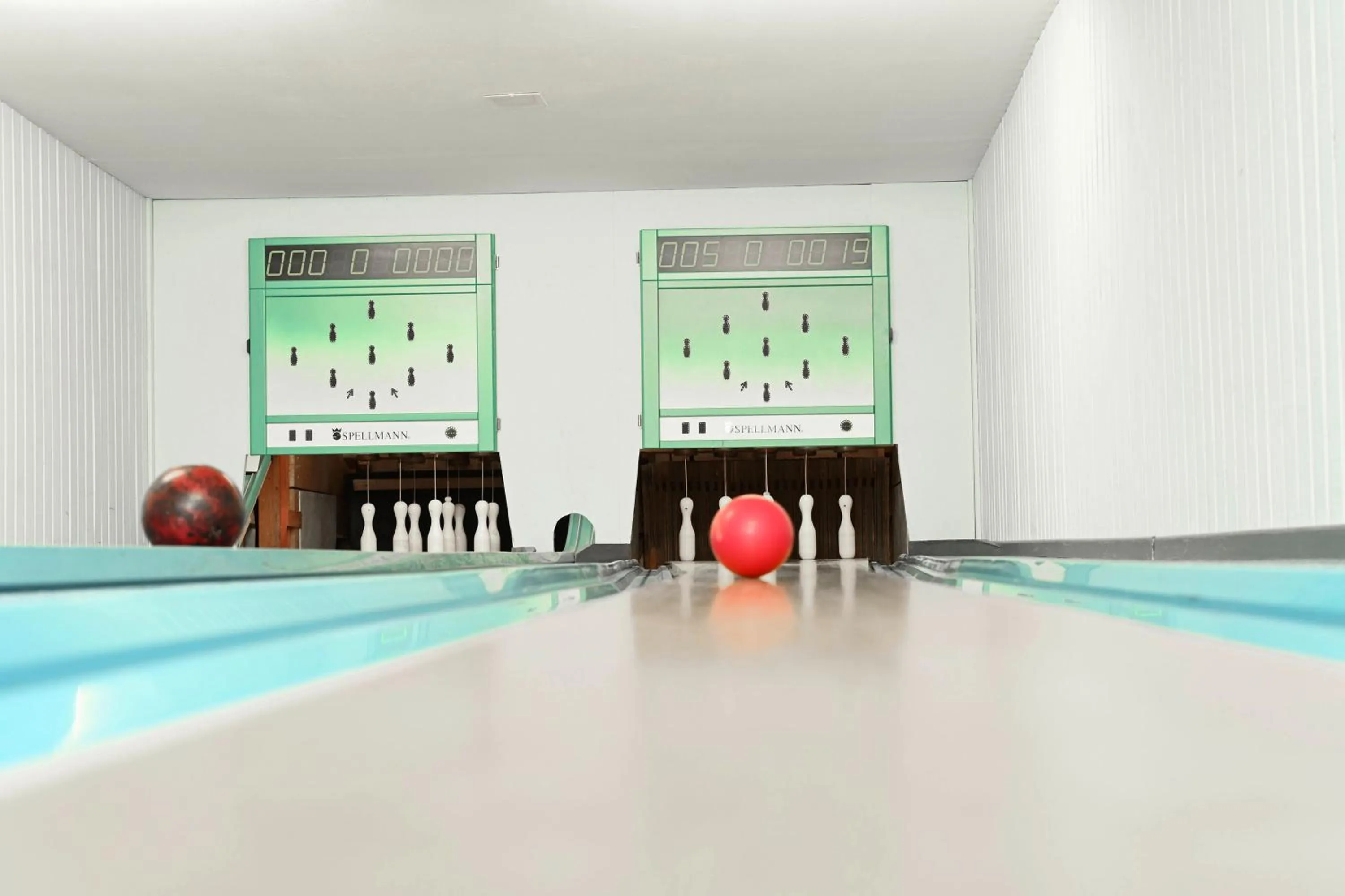 Bowling in Hotel Kiekenstein