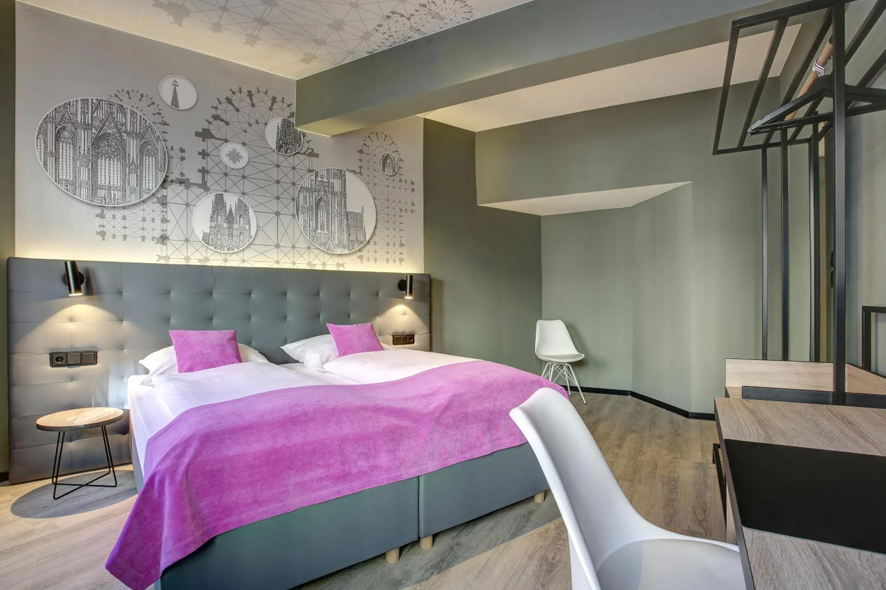 Photo of the whole room, Bed in Boutique 003 Köln City am Dom, Trademark Collection by Wyndham