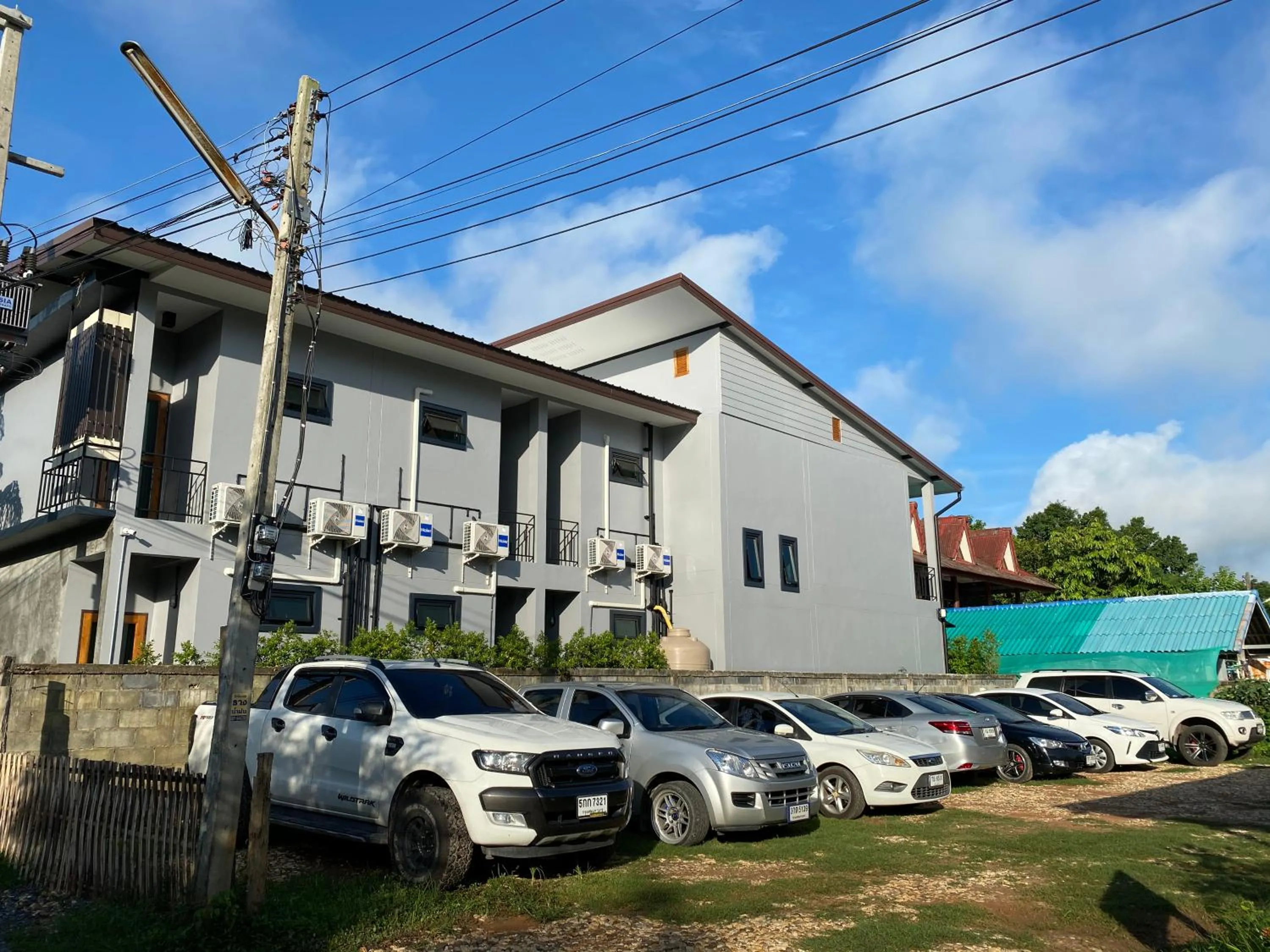 Parking in Nan Arena Place