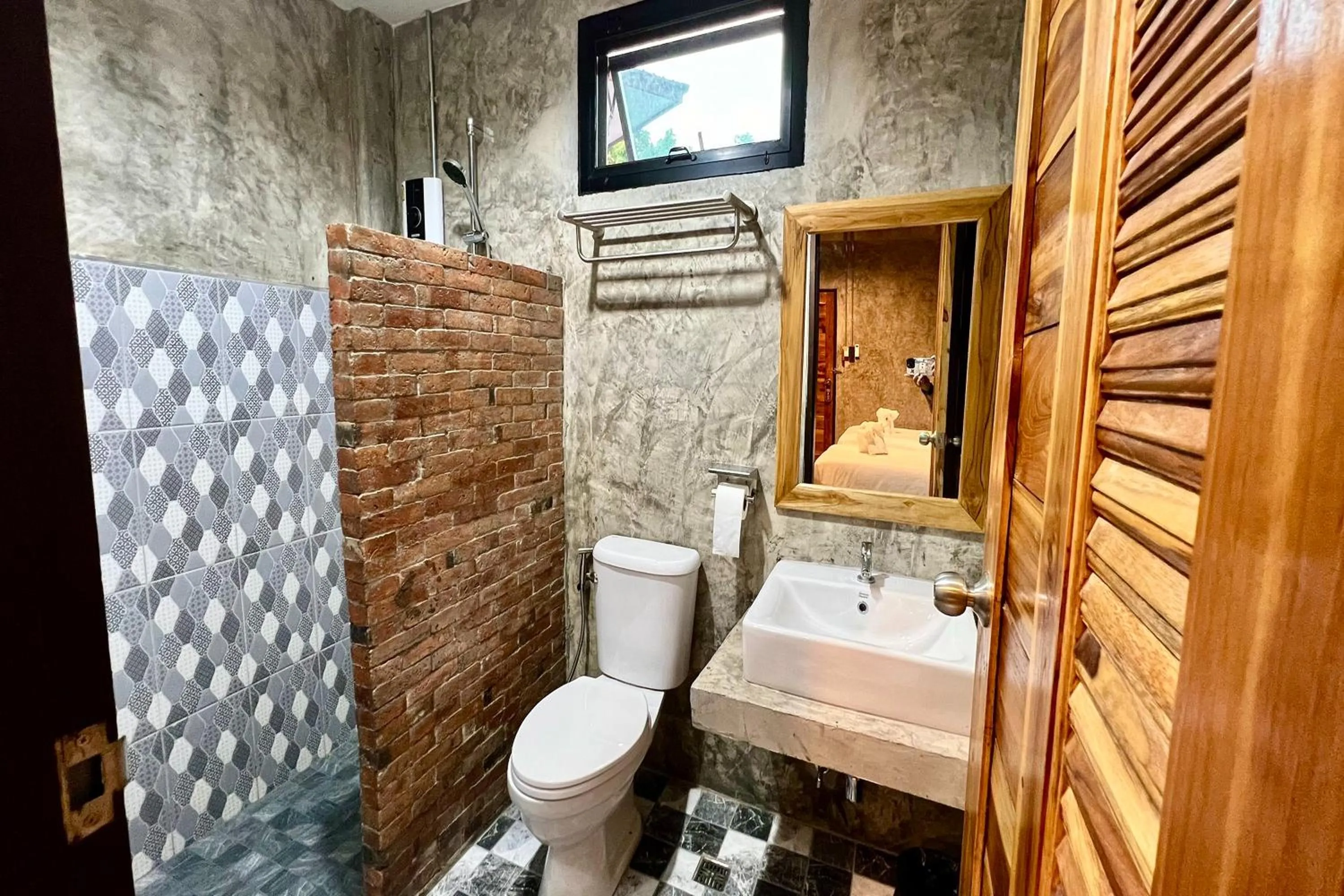 Shower in Nan Arena Place