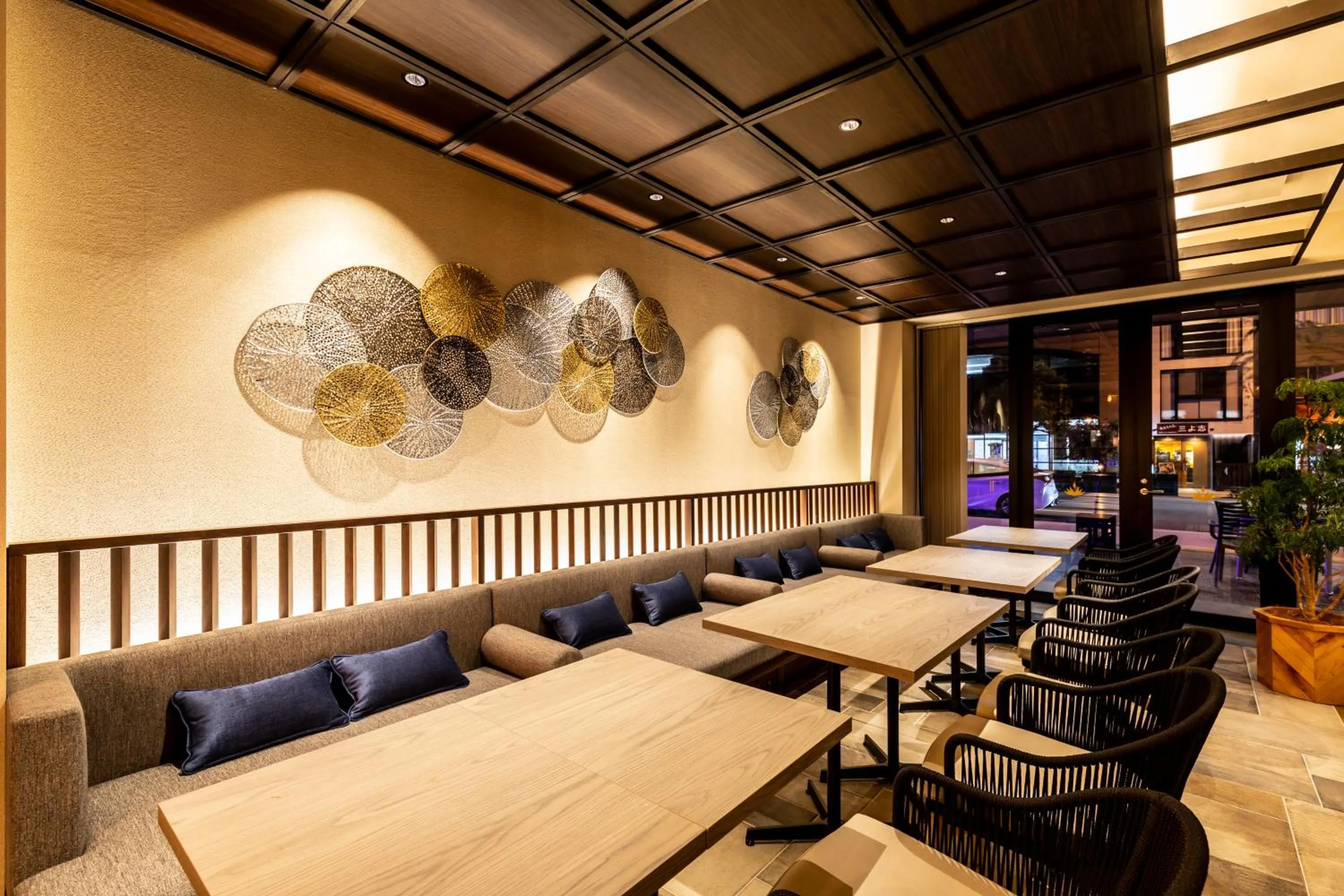 Restaurant/places to eat in Doutonbori Crystal Exe