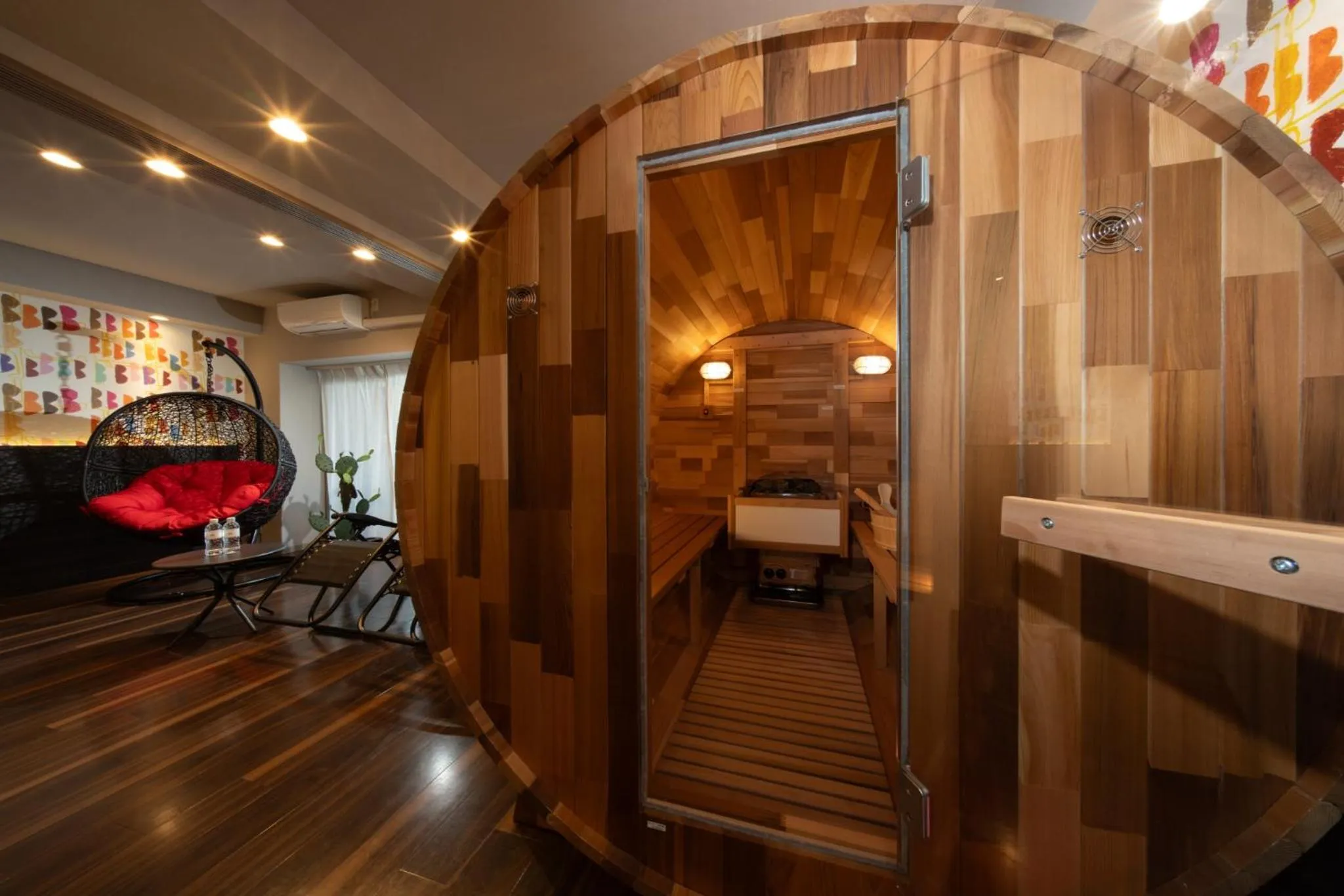 Sauna in Doutonbori Crystal Exe