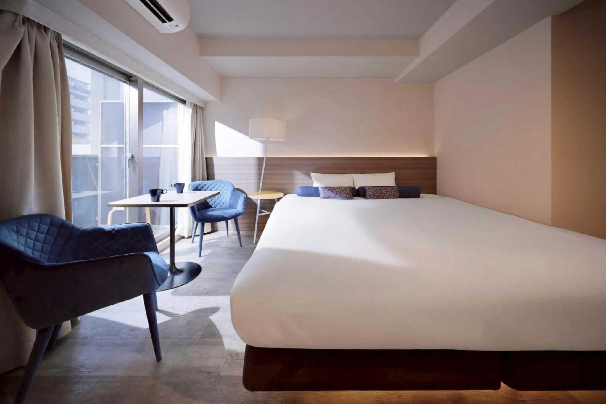 Bedroom, Bed in Doutonbori Crystal Exe