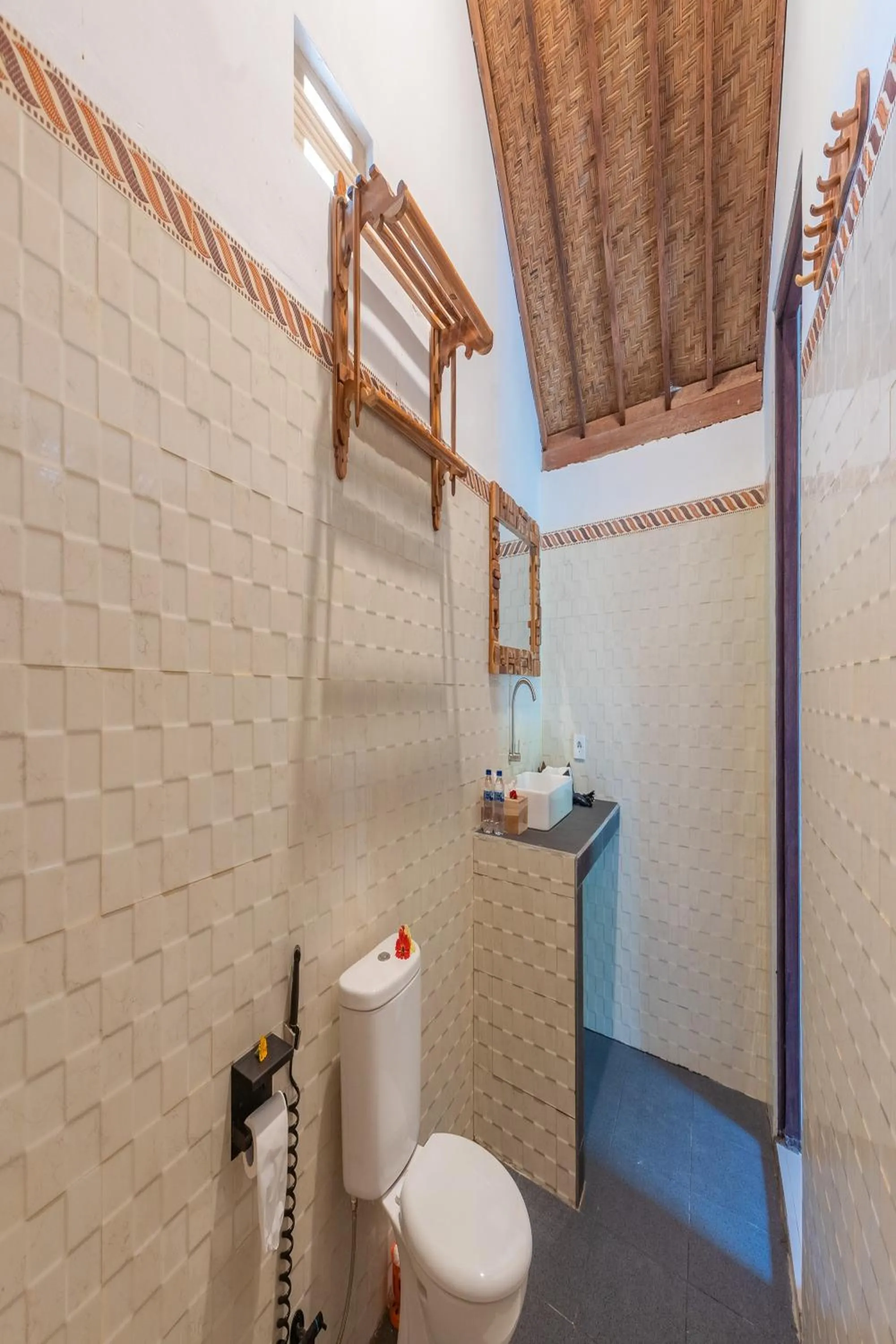 Bathroom in Penida Sunset Ocean View Bungalows