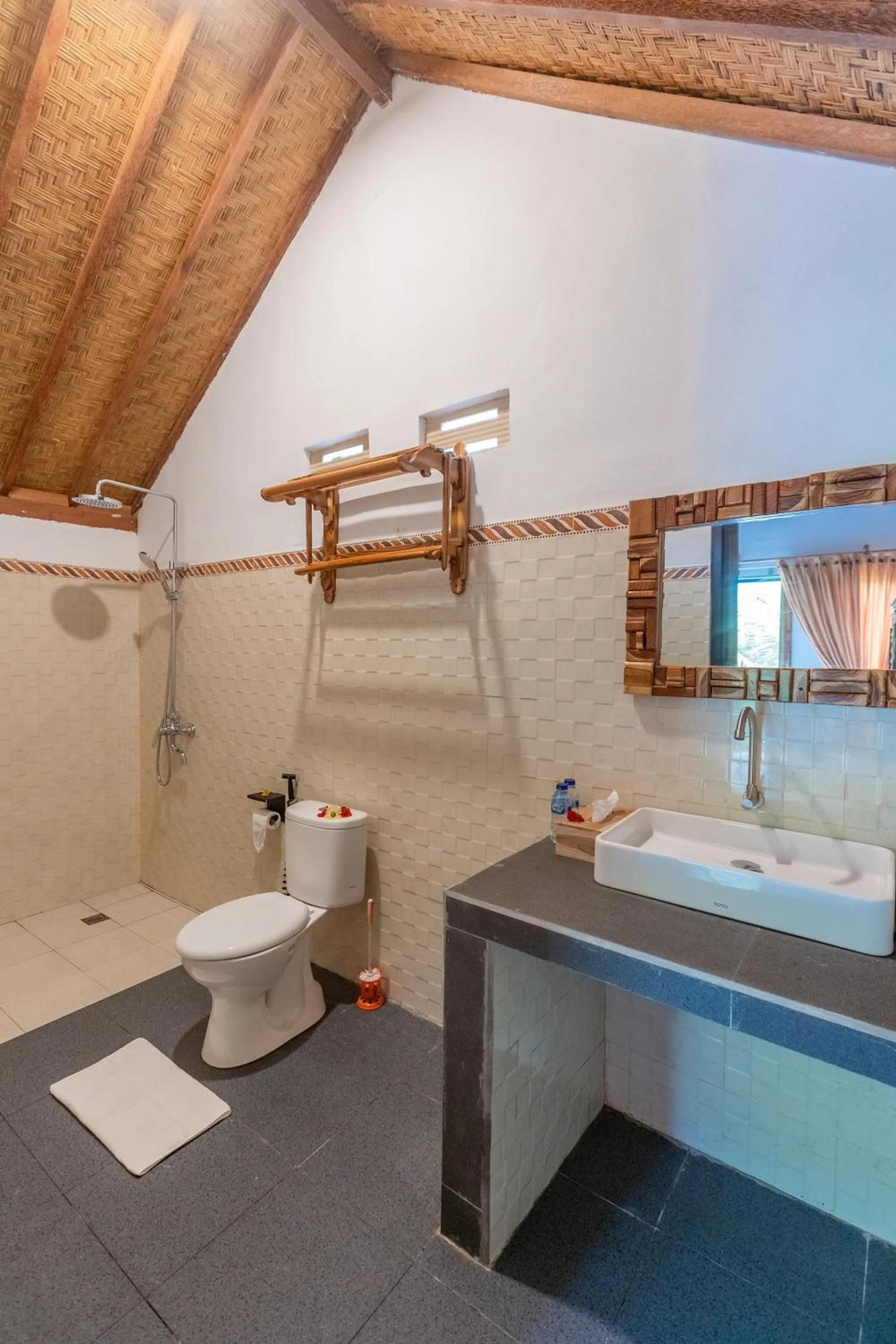 Shower in Penida Sunset Ocean View Bungalows