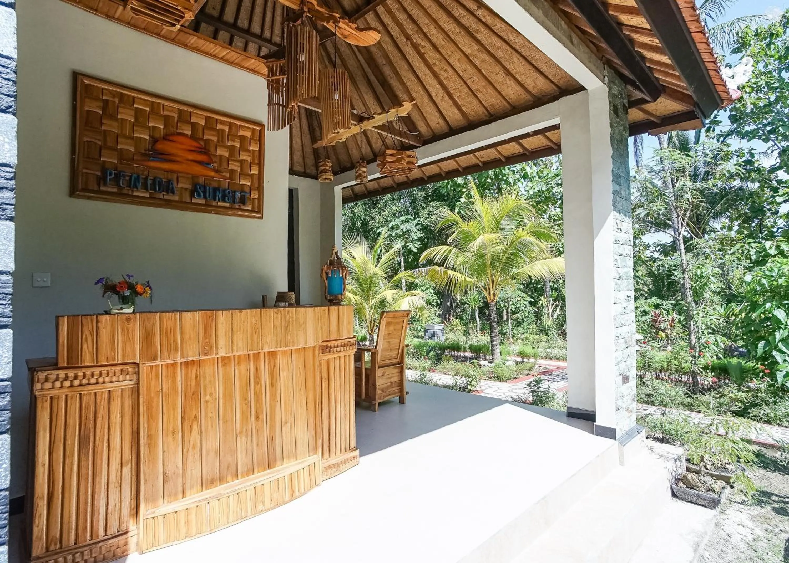 Lobby or reception in Penida Sunset Ocean View Bungalows