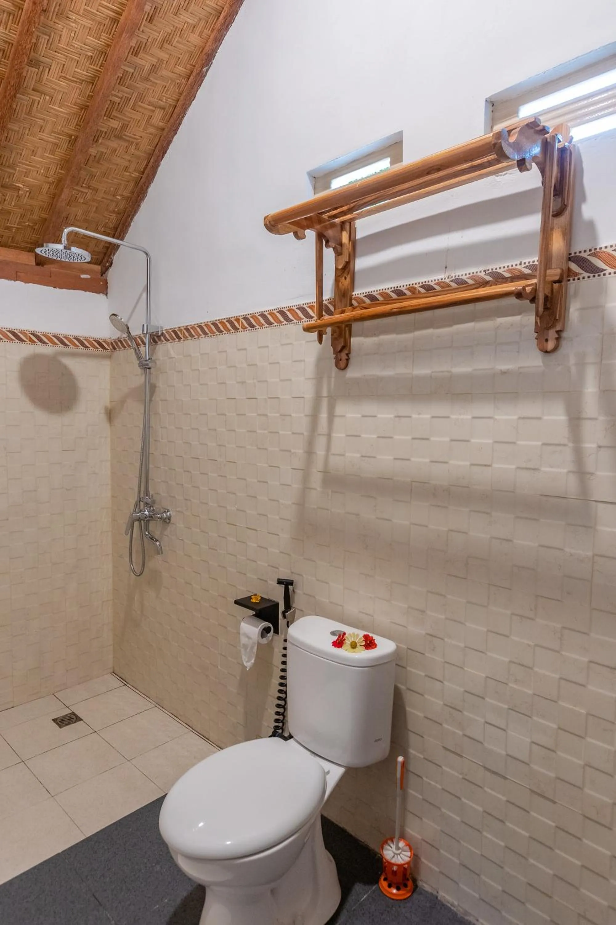 Bathroom in Penida Sunset Ocean View Bungalows