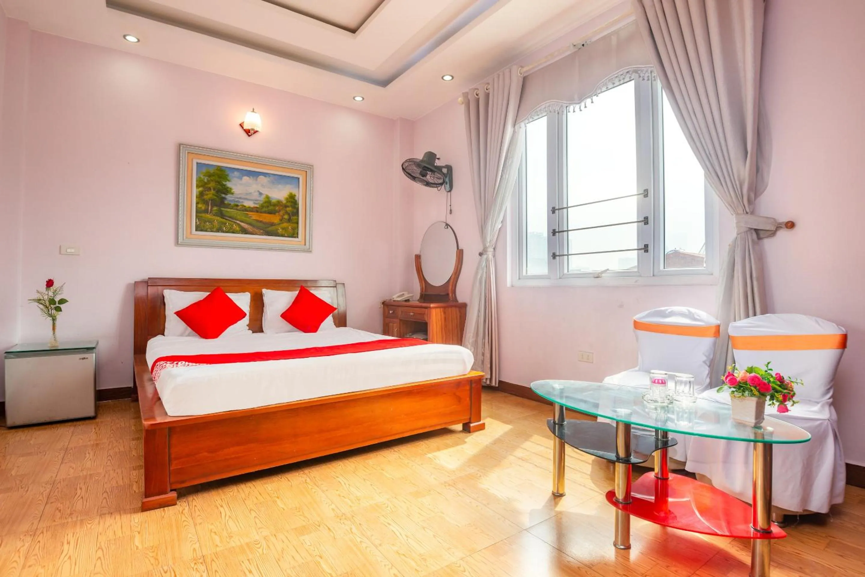 Bedroom in OYO 887 Star Hotel