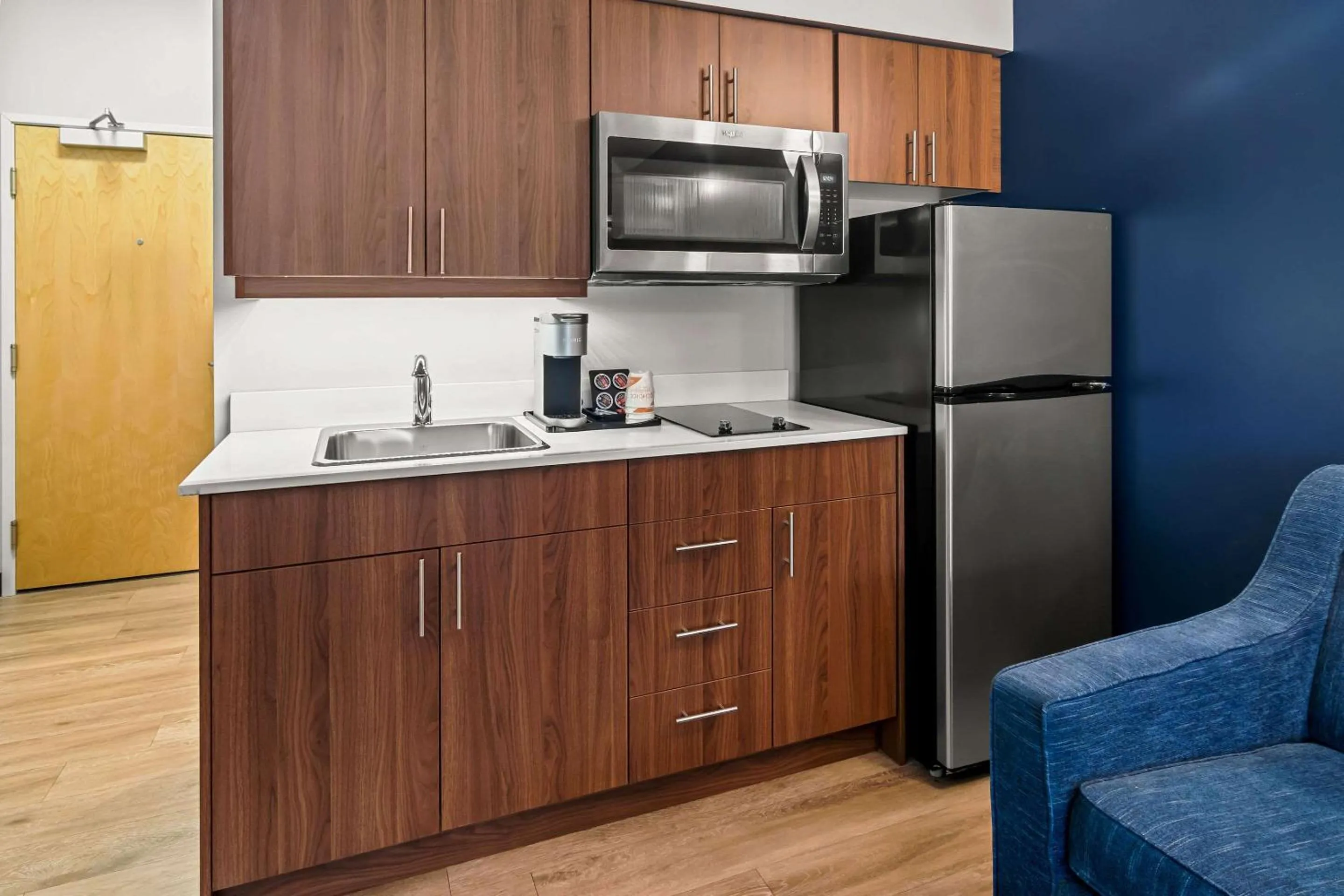 Bedroom in Park Inn by Radisson, Kelowna