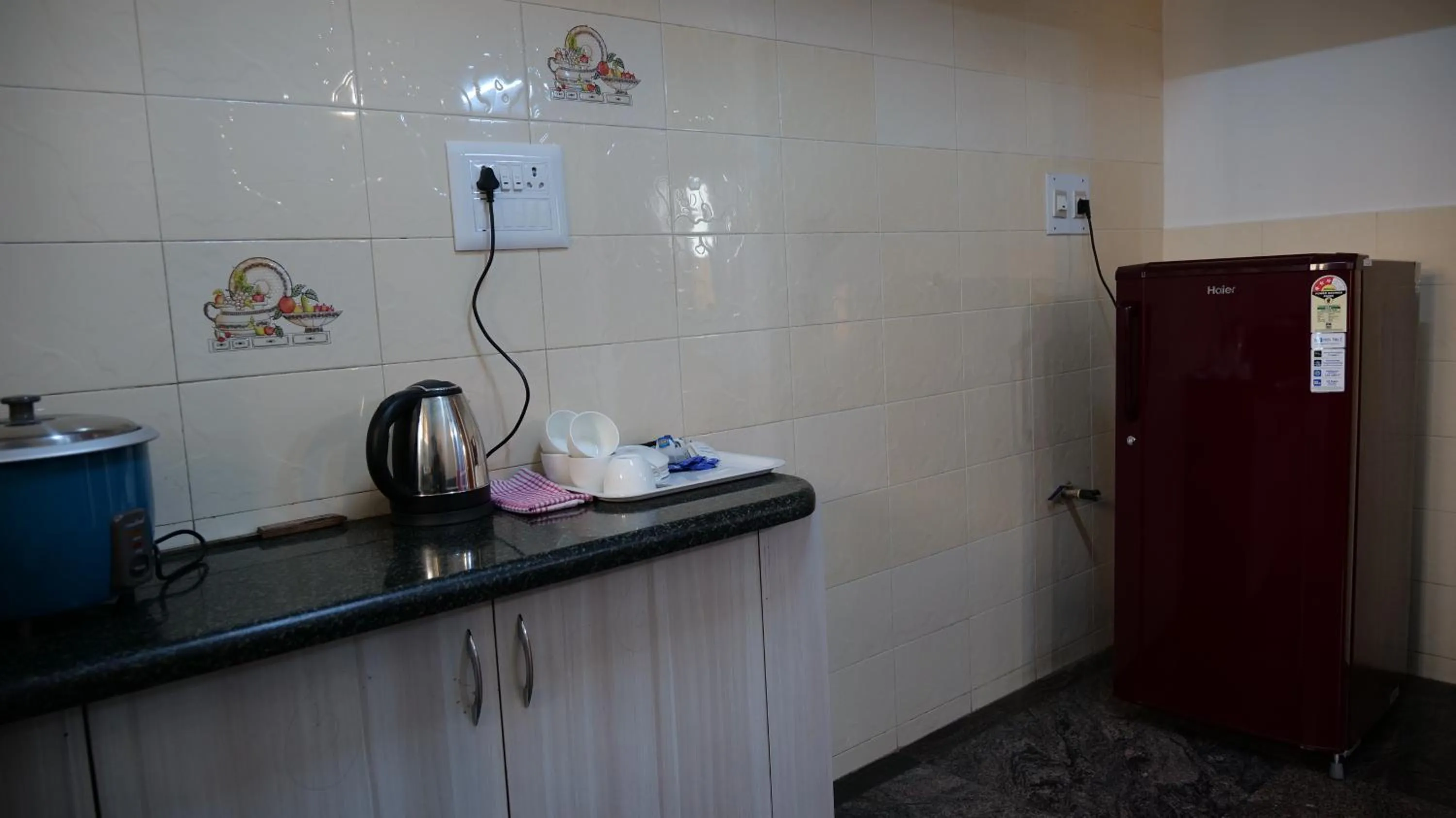 Coffee/tea facilities in The Ventura Grand Hotel