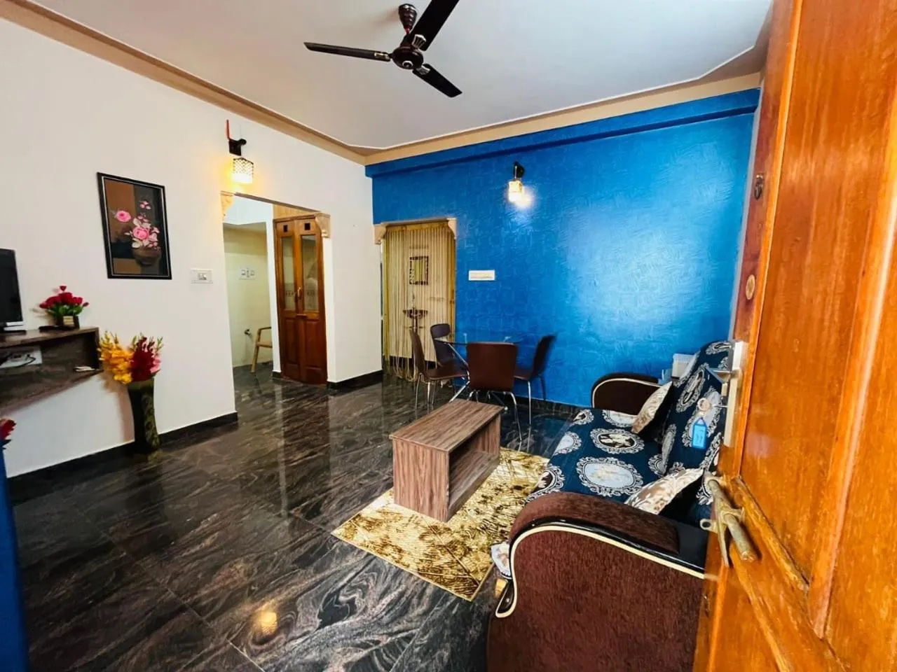 Living room in The Ventura Grand Hotel