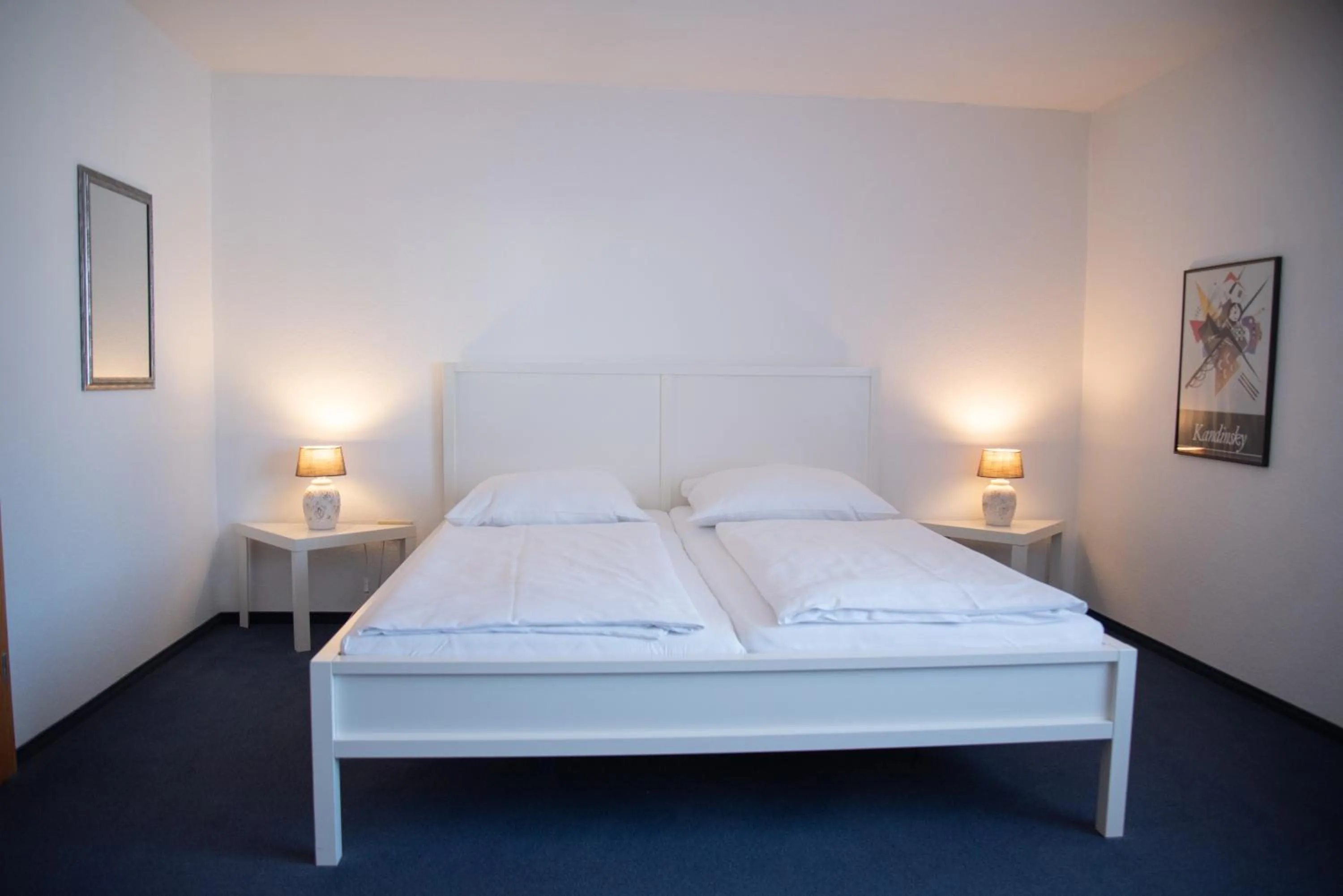 Bed in Mahlzeit - Hotel Brauhaus Weyhausen - Keramikstudio