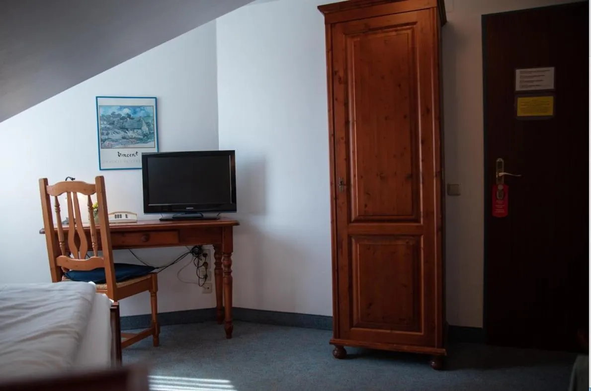 Photo of the whole room in Mahlzeit - Hotel Brauhaus Weyhausen - Keramikstudio