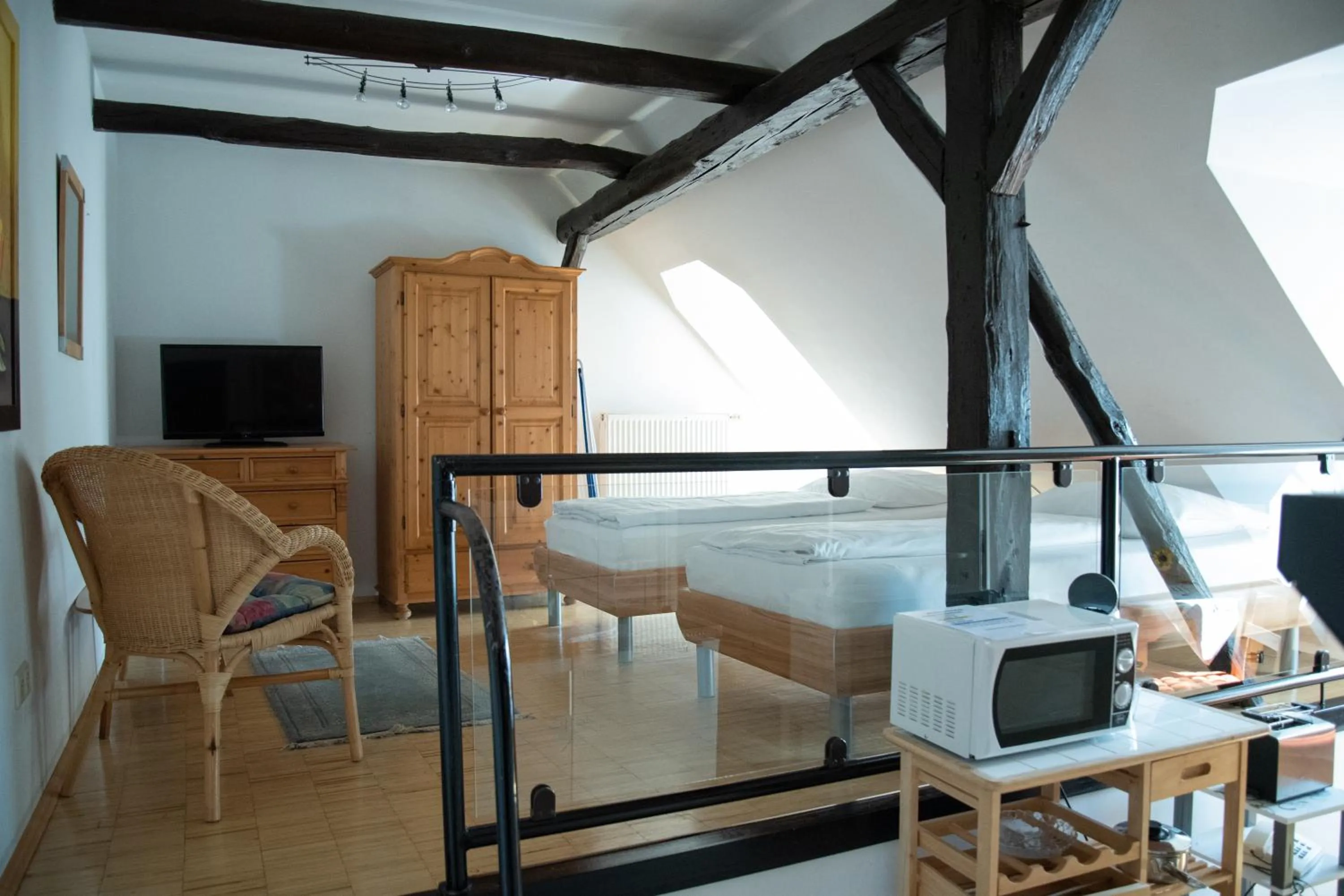 Bed in Mahlzeit - Hotel Brauhaus Weyhausen - Keramikstudio