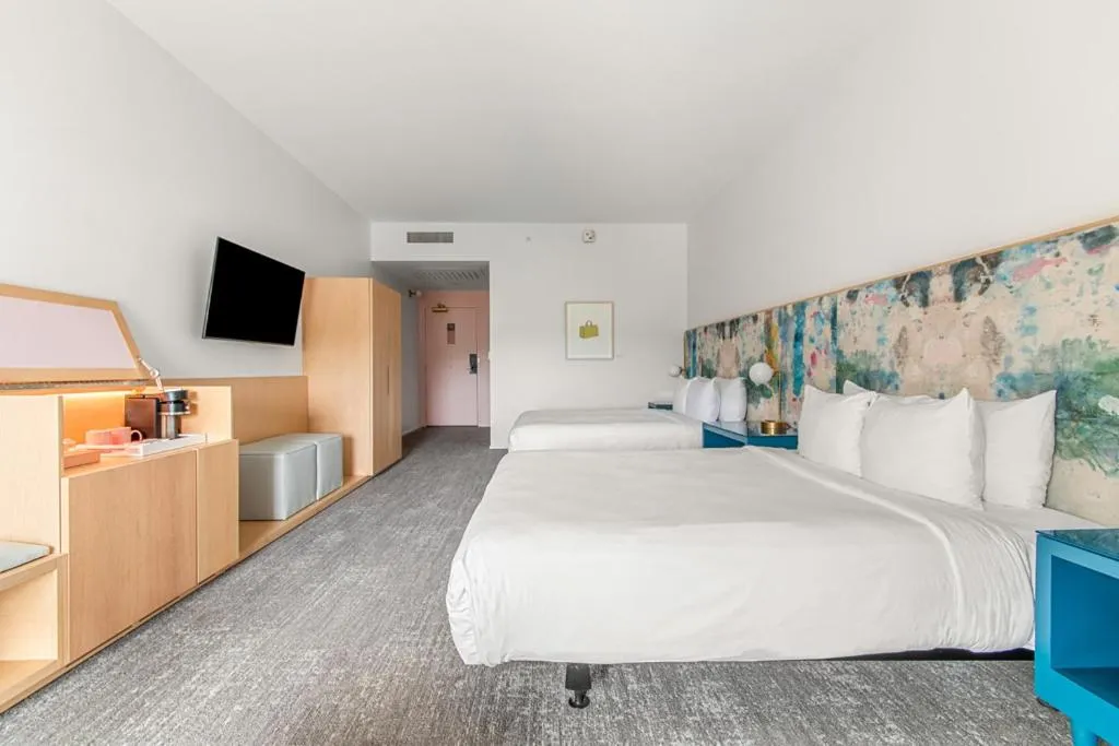 Bed in The Doyle Hotel