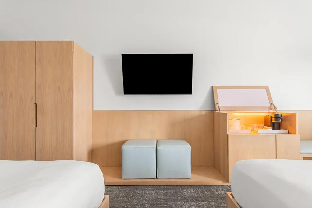 TV and multimedia, Bed in The Doyle Hotel