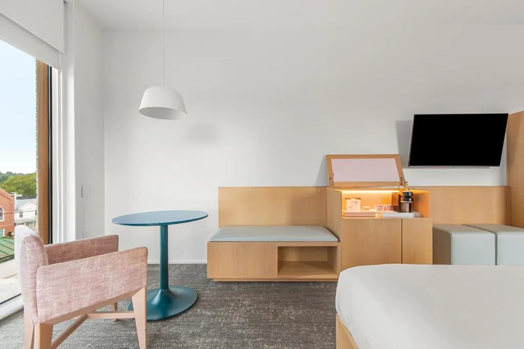 TV and multimedia in The Doyle Hotel