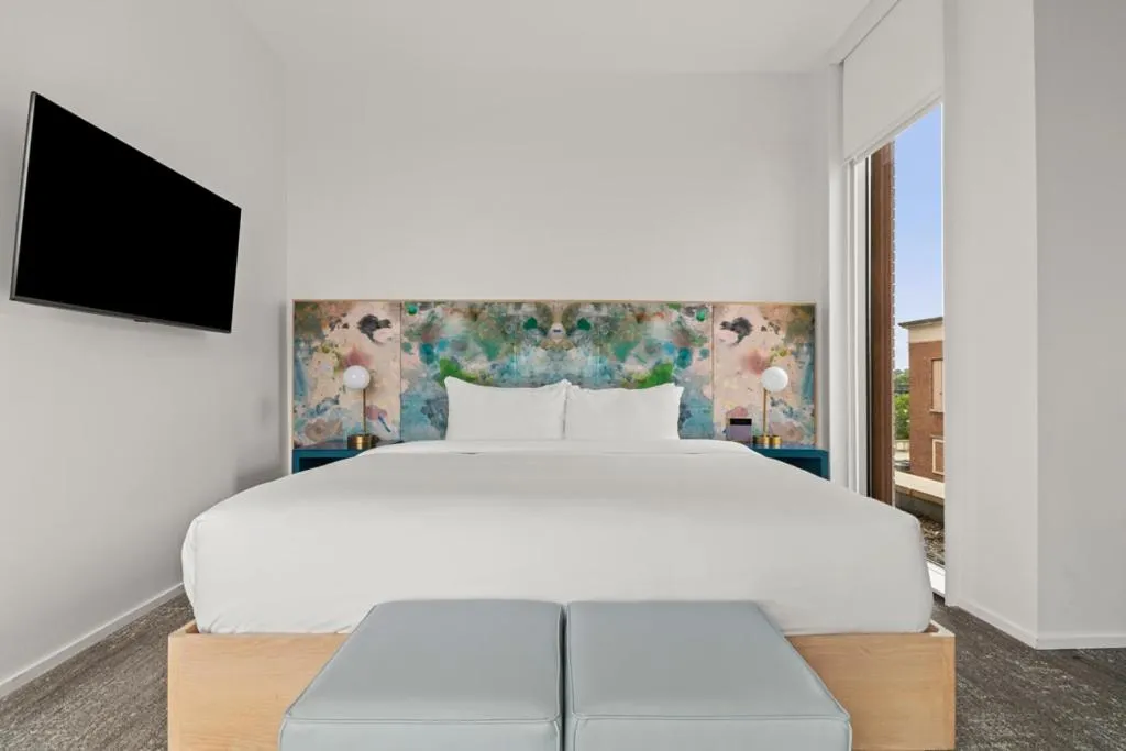 Bed in The Doyle Hotel