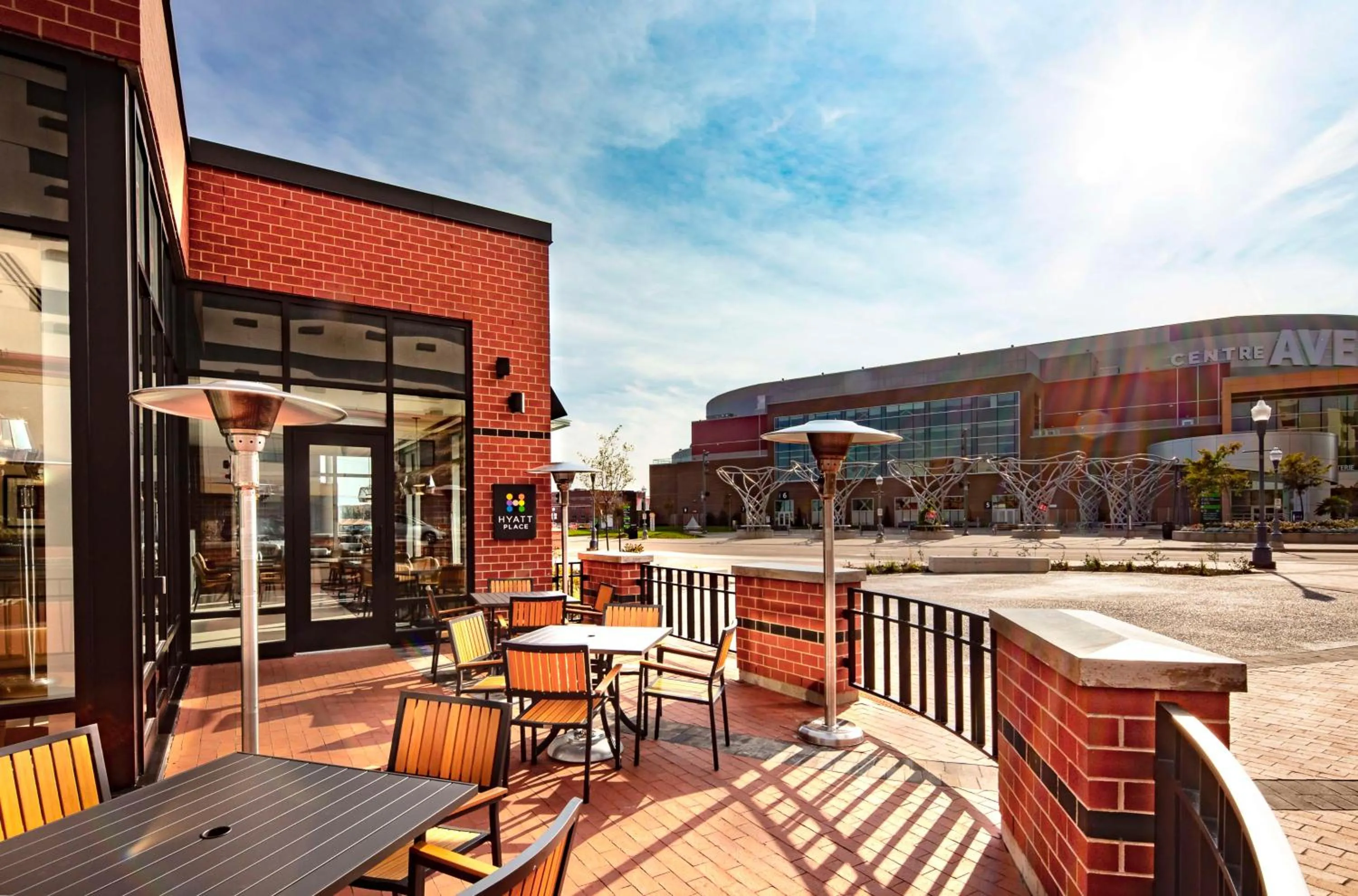 Patio in Hyatt Place Moncton-Downtown