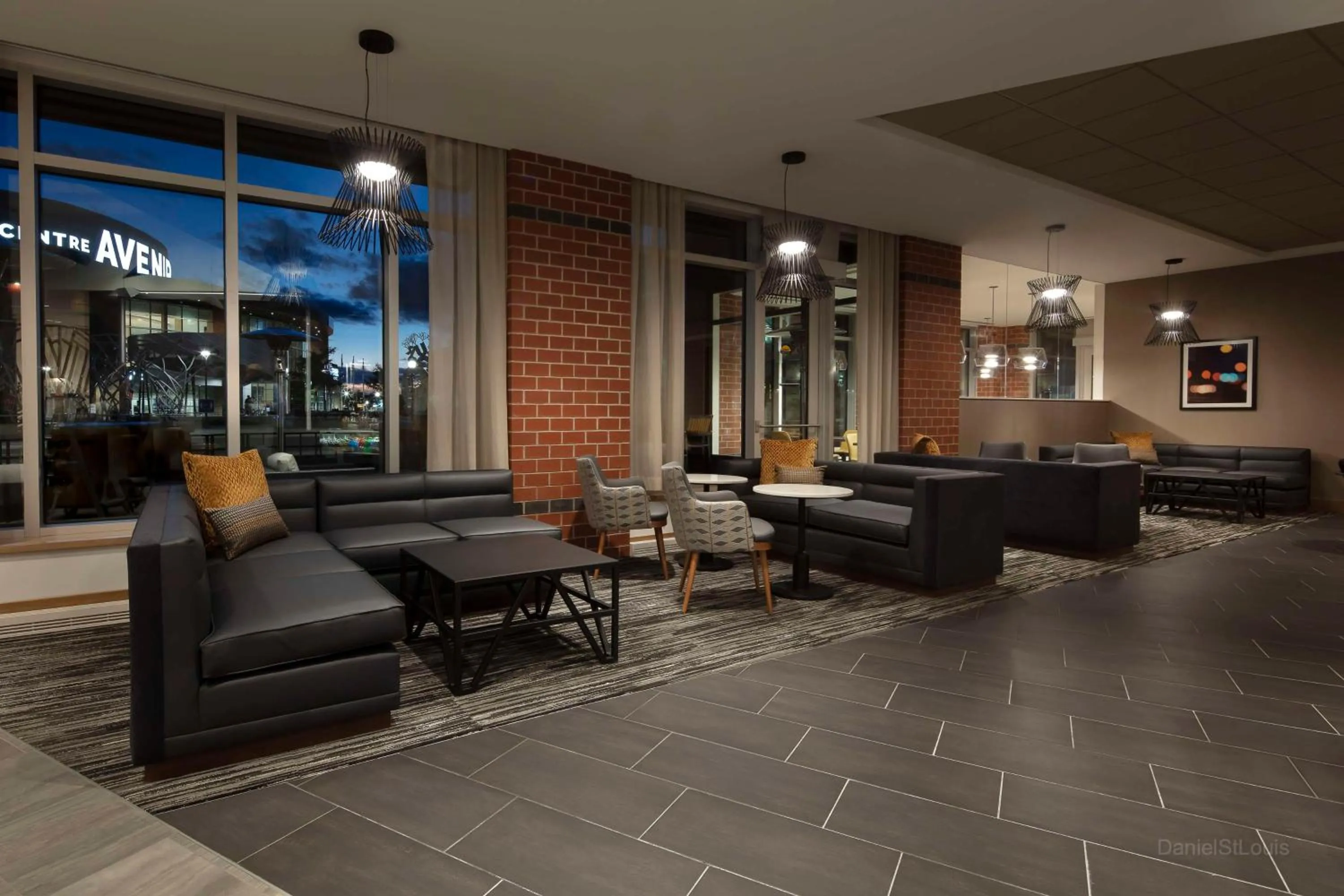 Lounge or bar in Hyatt Place Moncton-Downtown