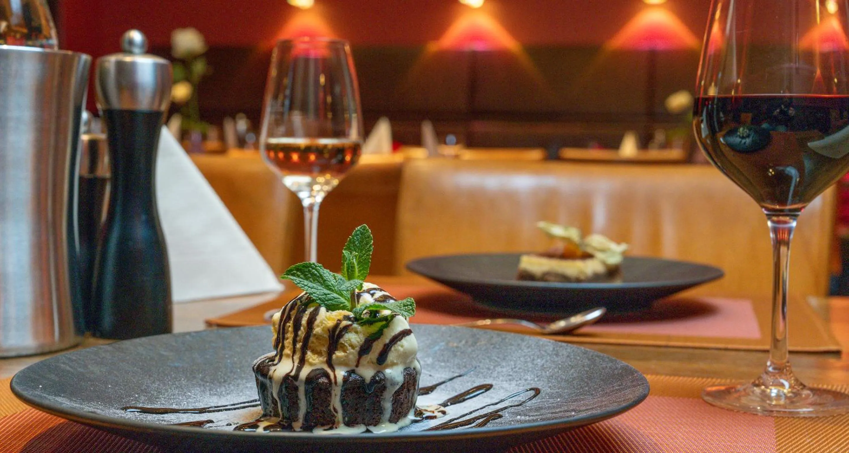 Food and drinks in PLAZA INN Köln Pulheim