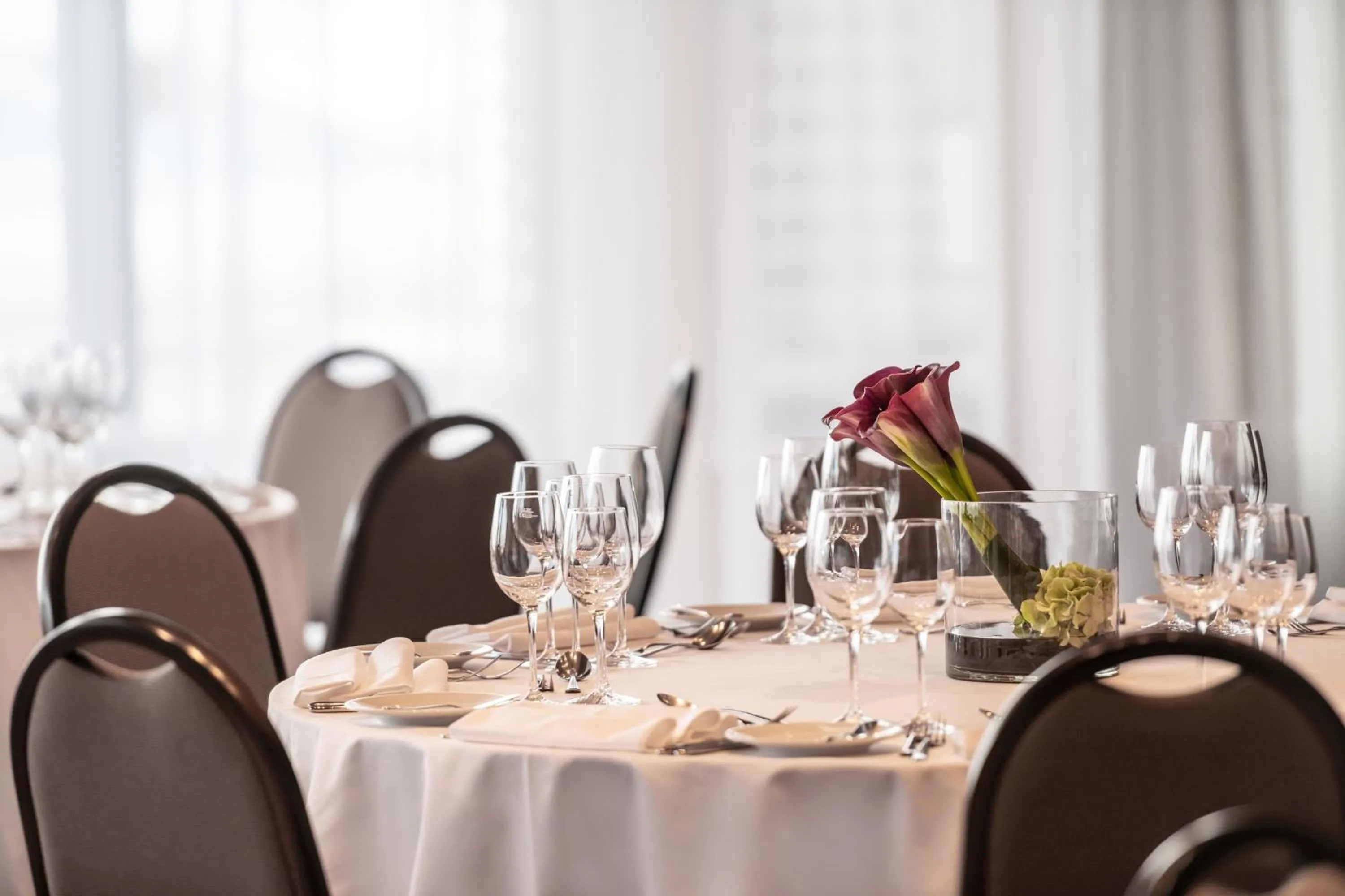 Lounge or bar in The Westin Grand Munich