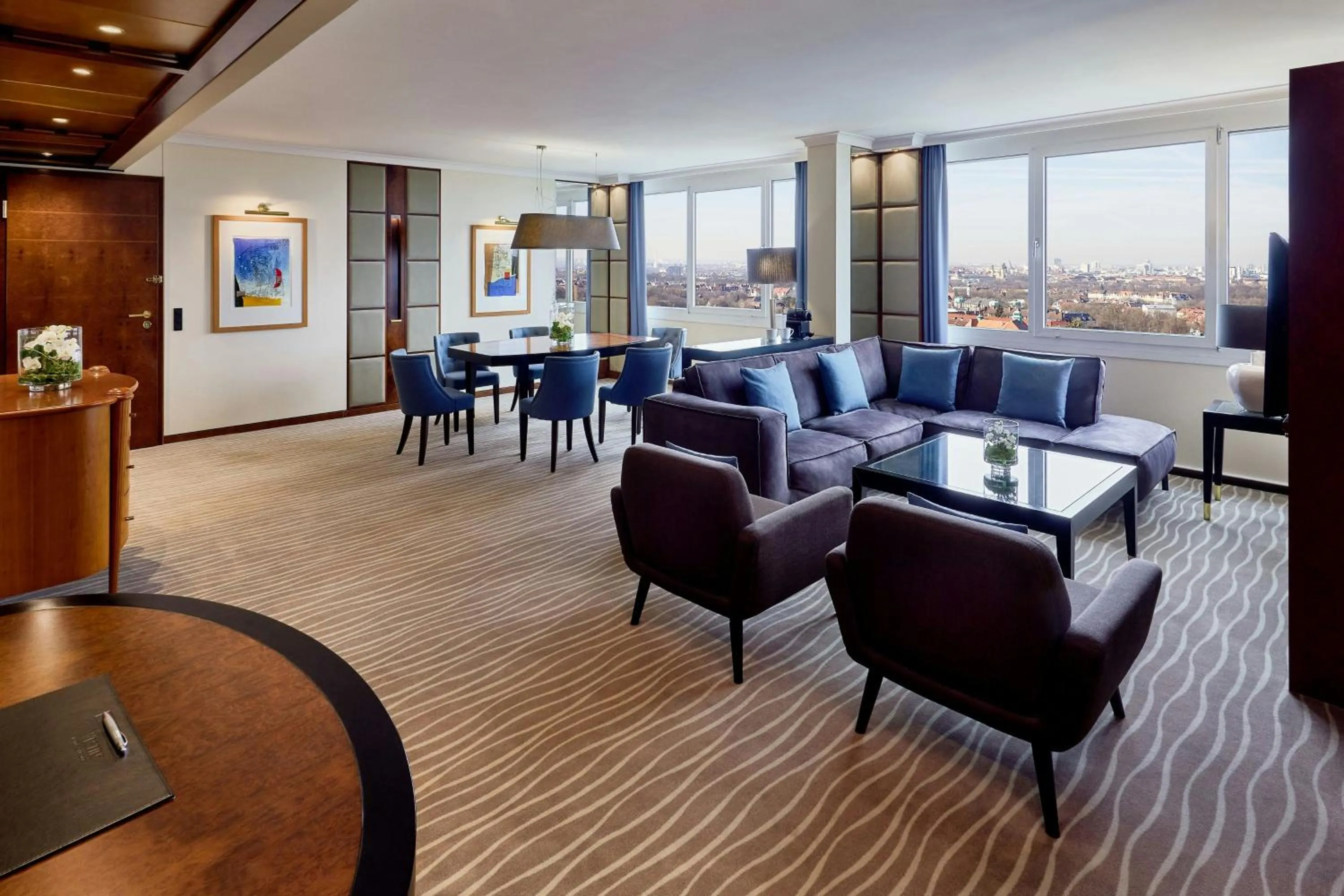 Living room in The Westin Grand Munich