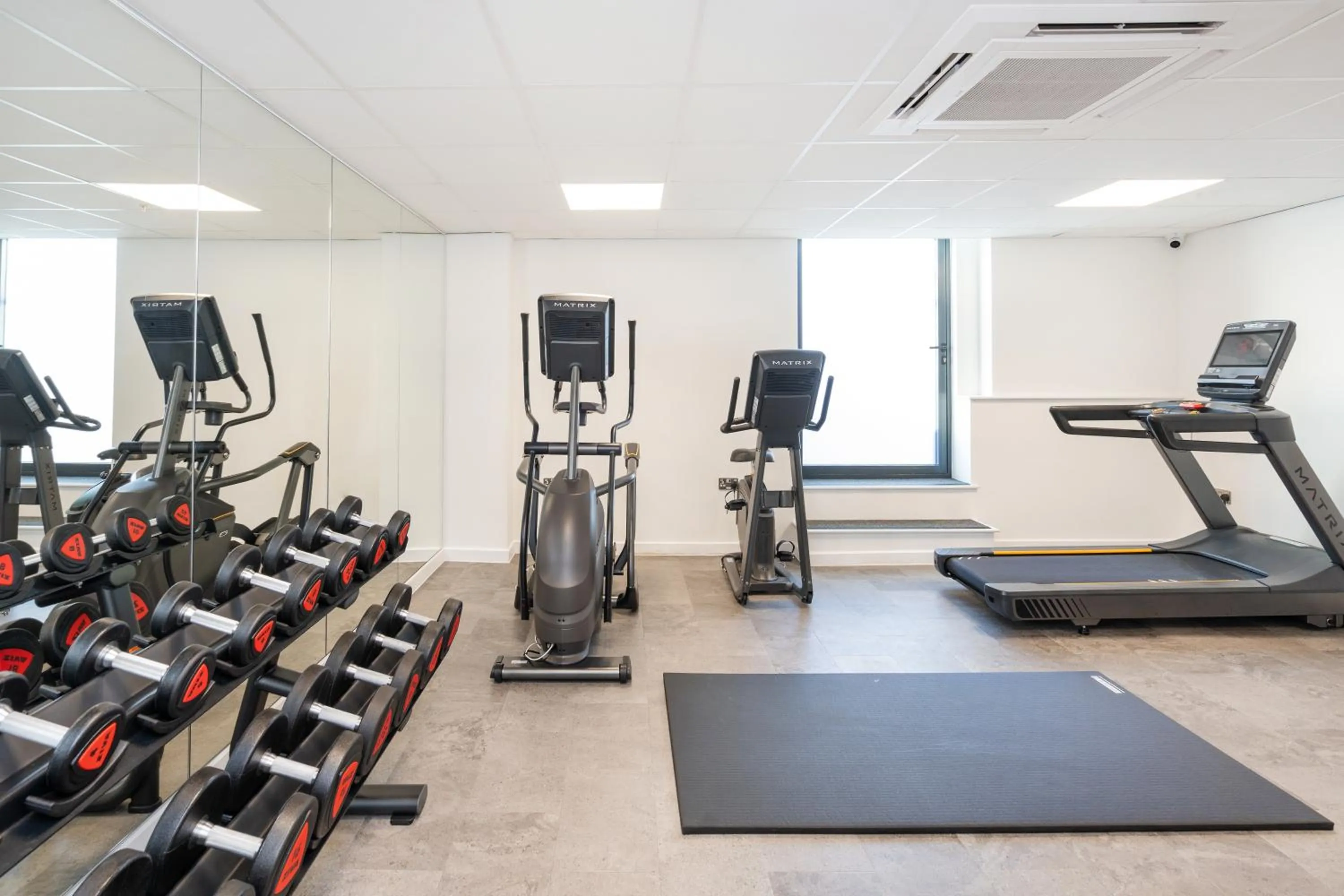 Fitness centre/facilities in Mercure Newport