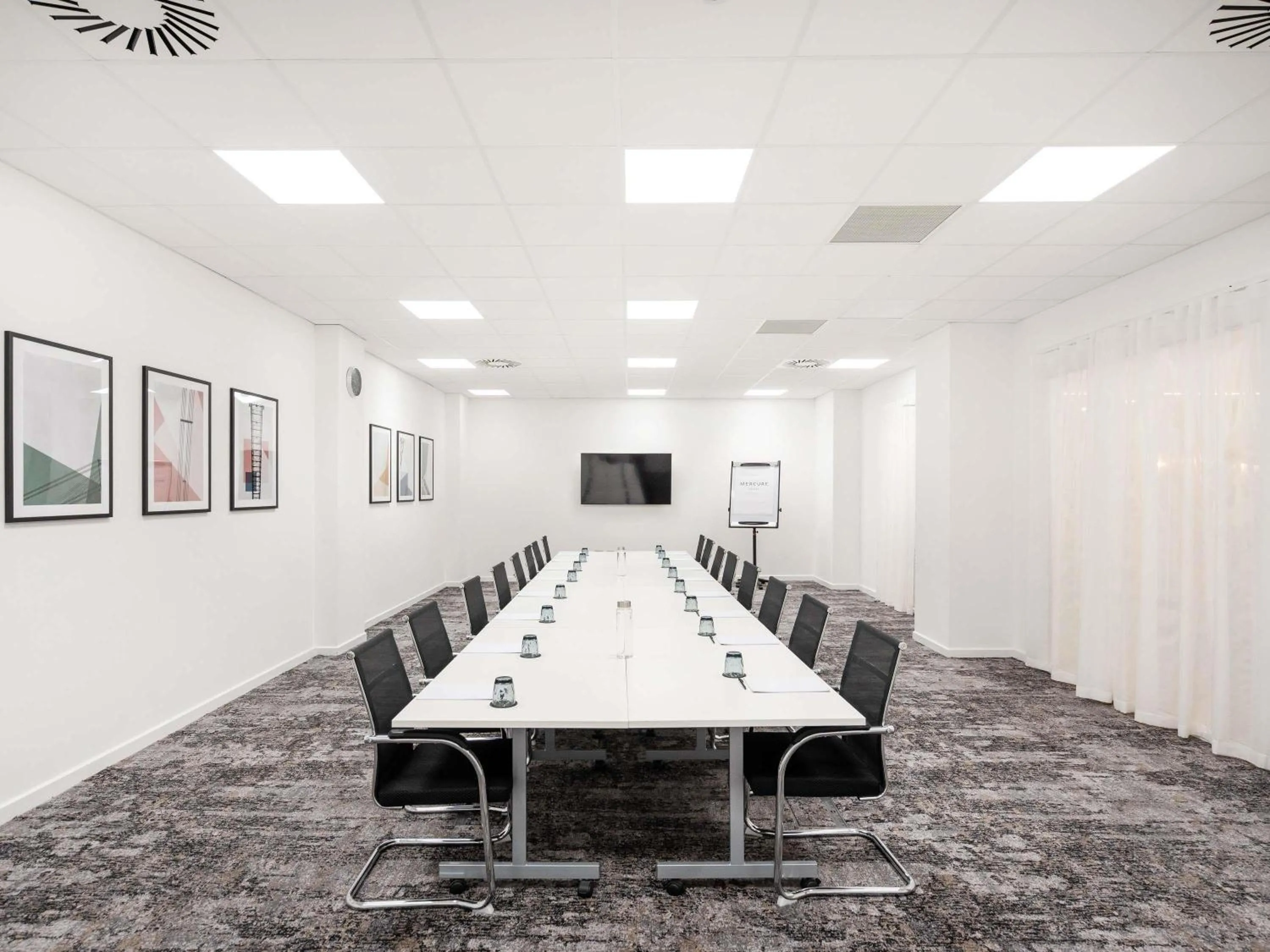 Meeting/conference room in Mercure Newport